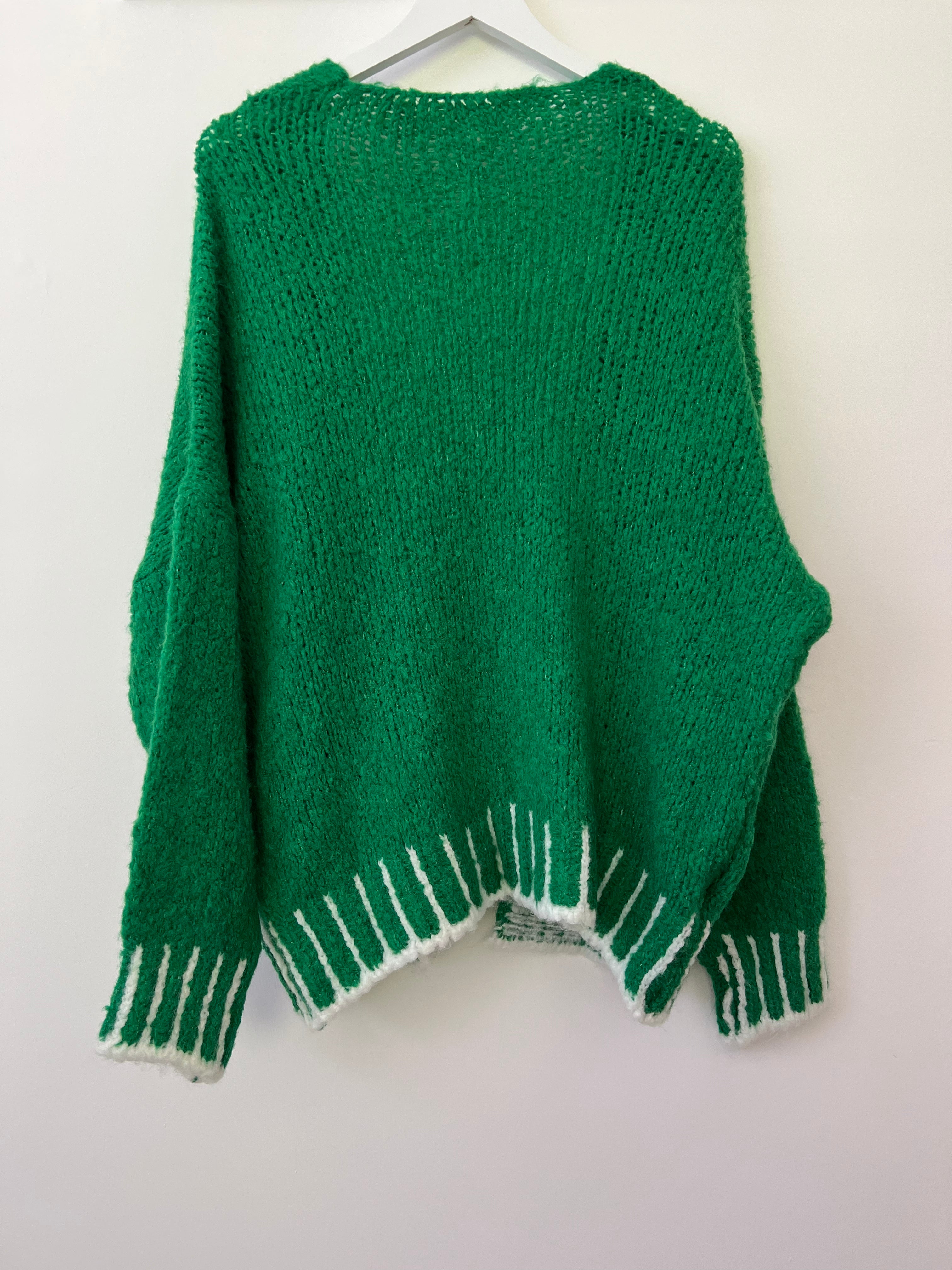 Stunning Cardi in Emerald & White