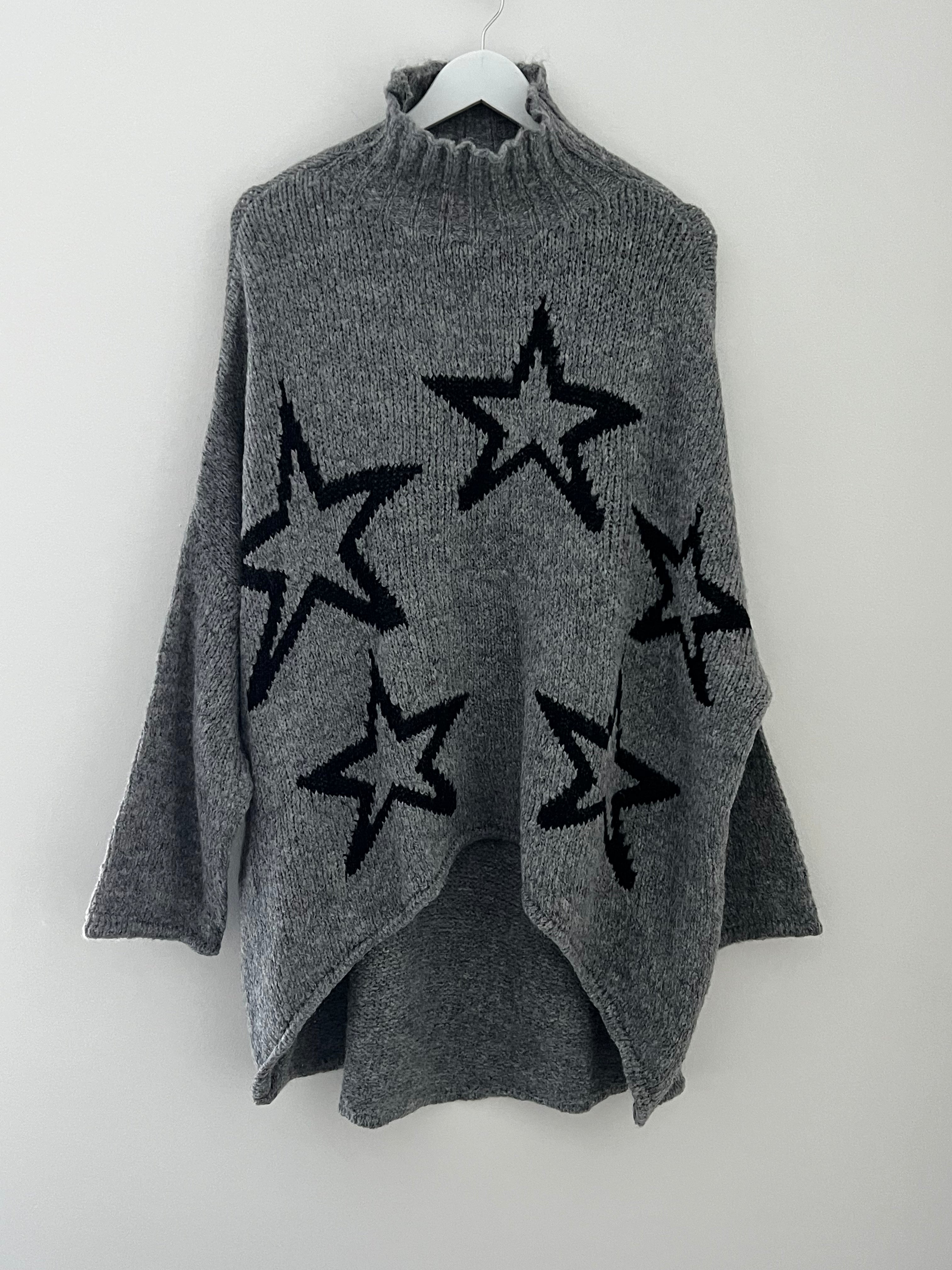 Oversized Luxe Star Jumper in Charcoal