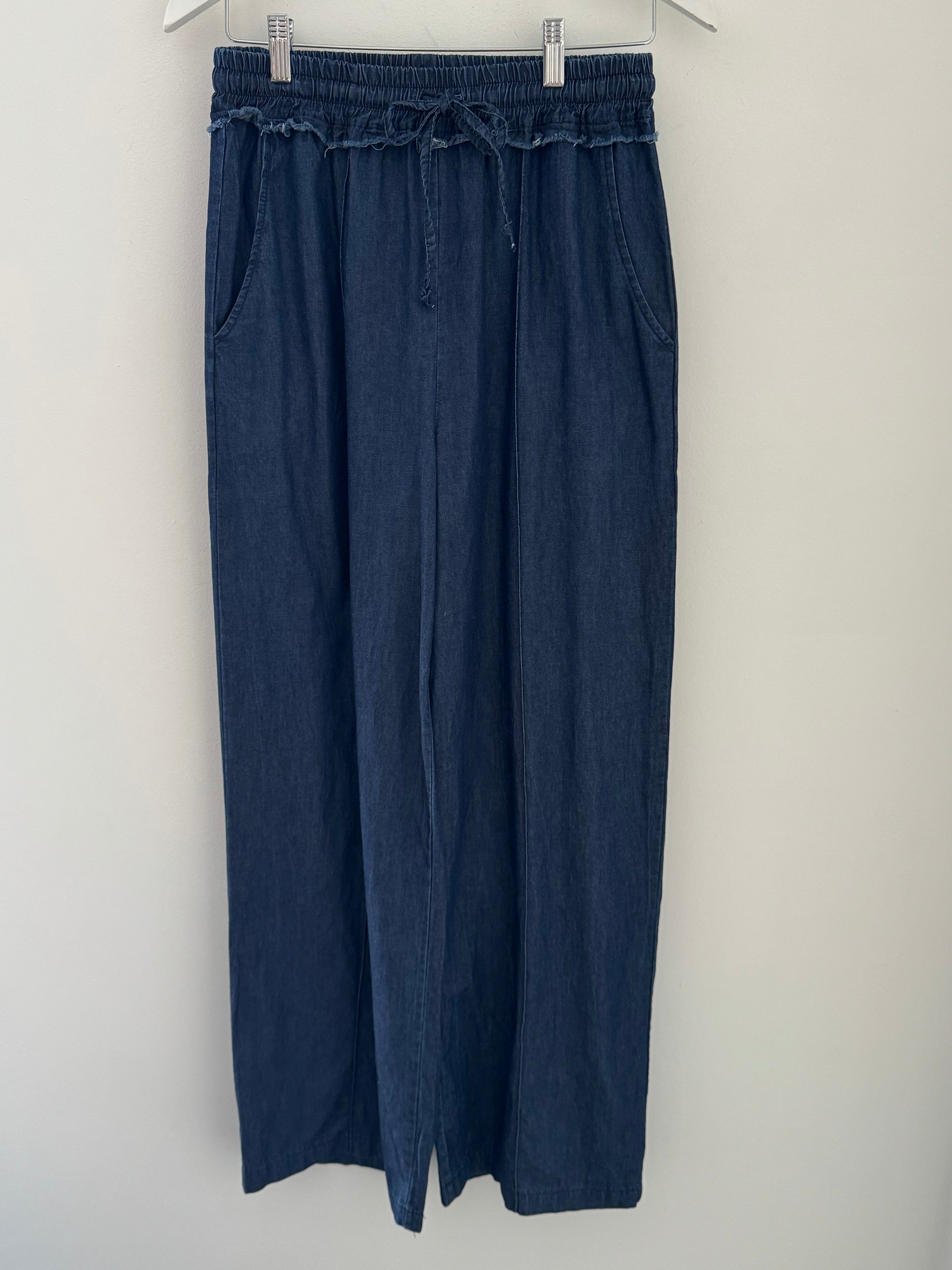 Boyfriend Trousers in Dark Denim Chambray