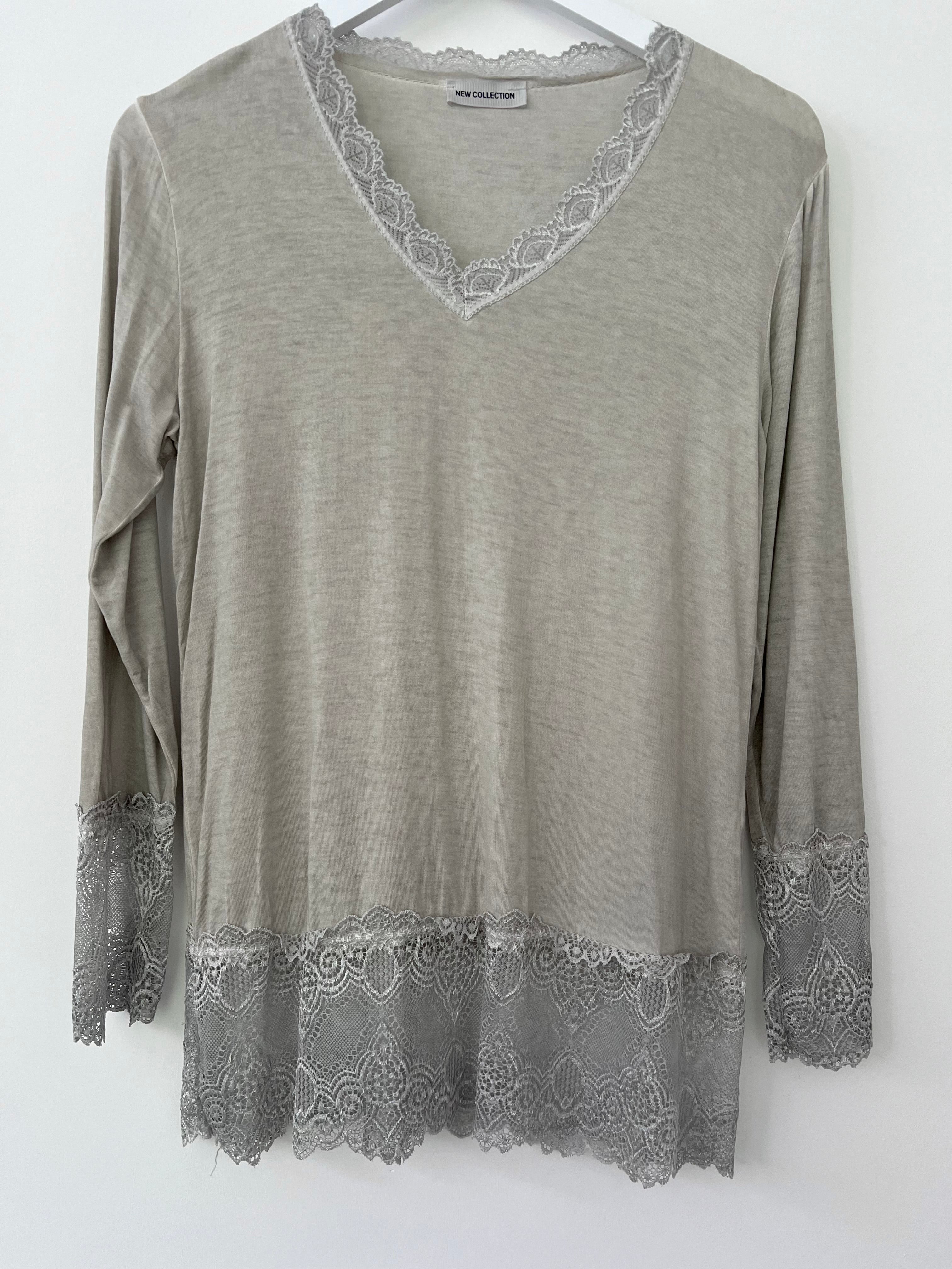 Luxe Base Top with Lace Trim in Pebble Grey