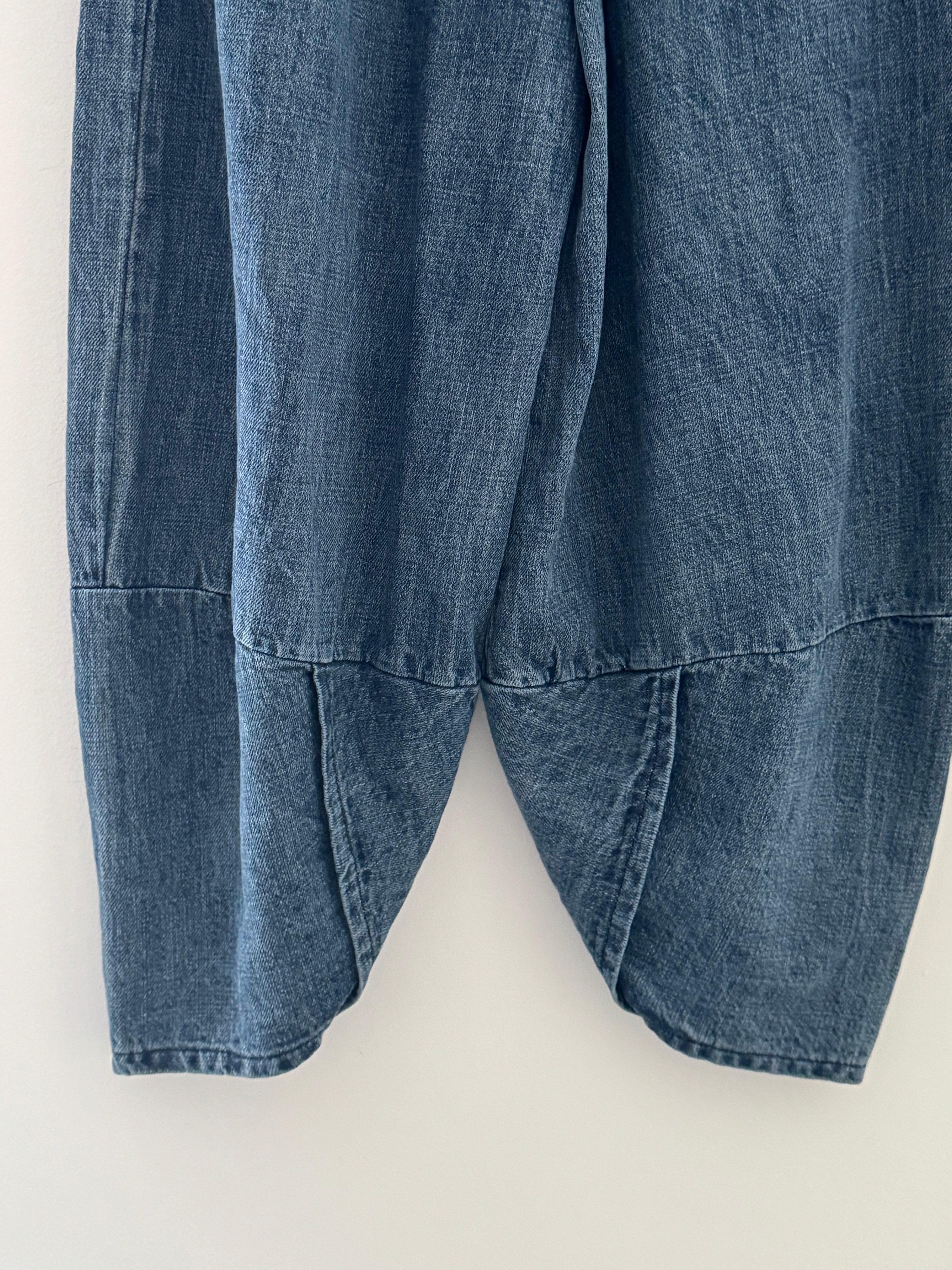 Premium Barrel Leg Trousers in Blue Denim