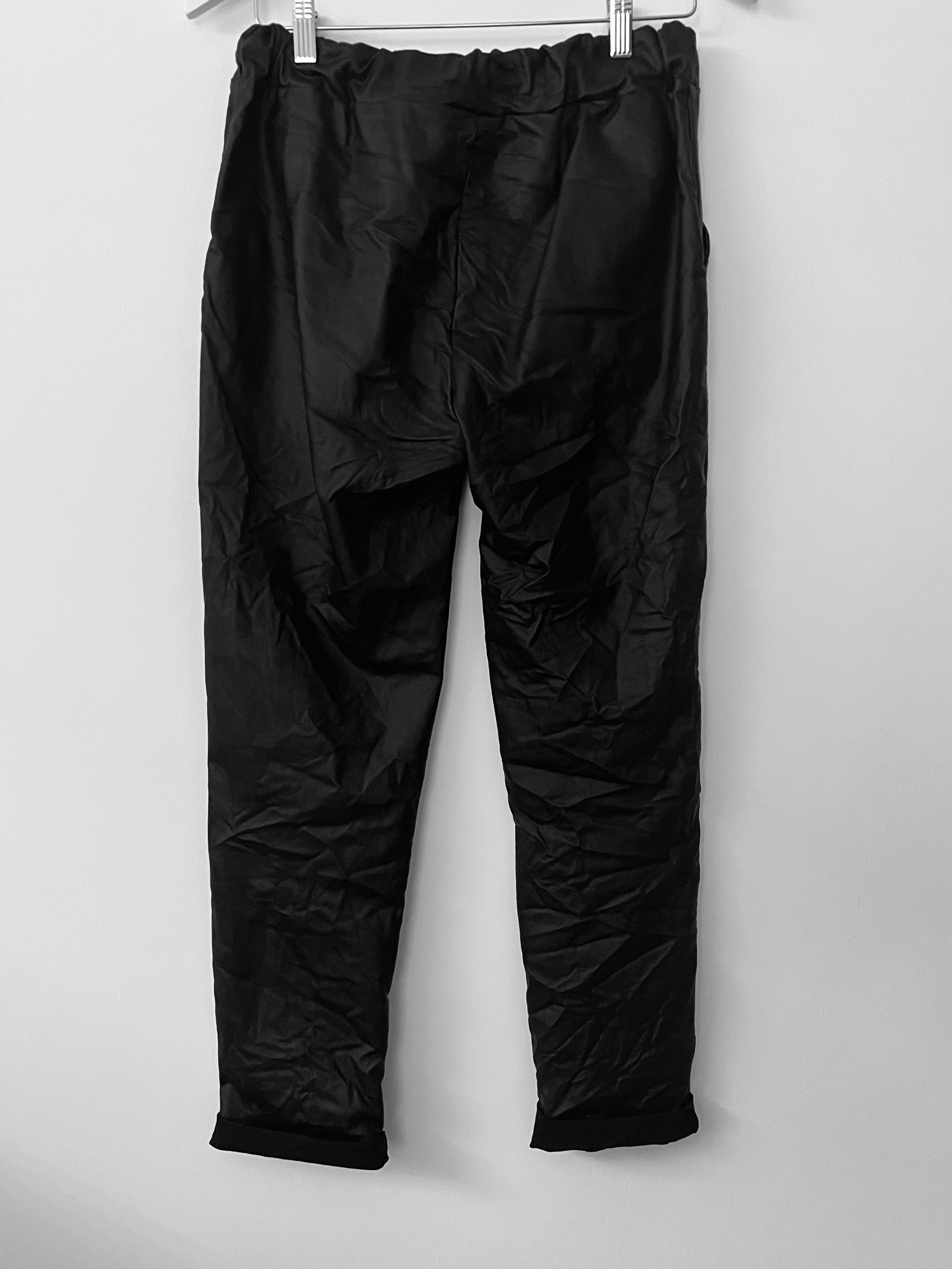 Super Stretch Joggers in Waxed Black