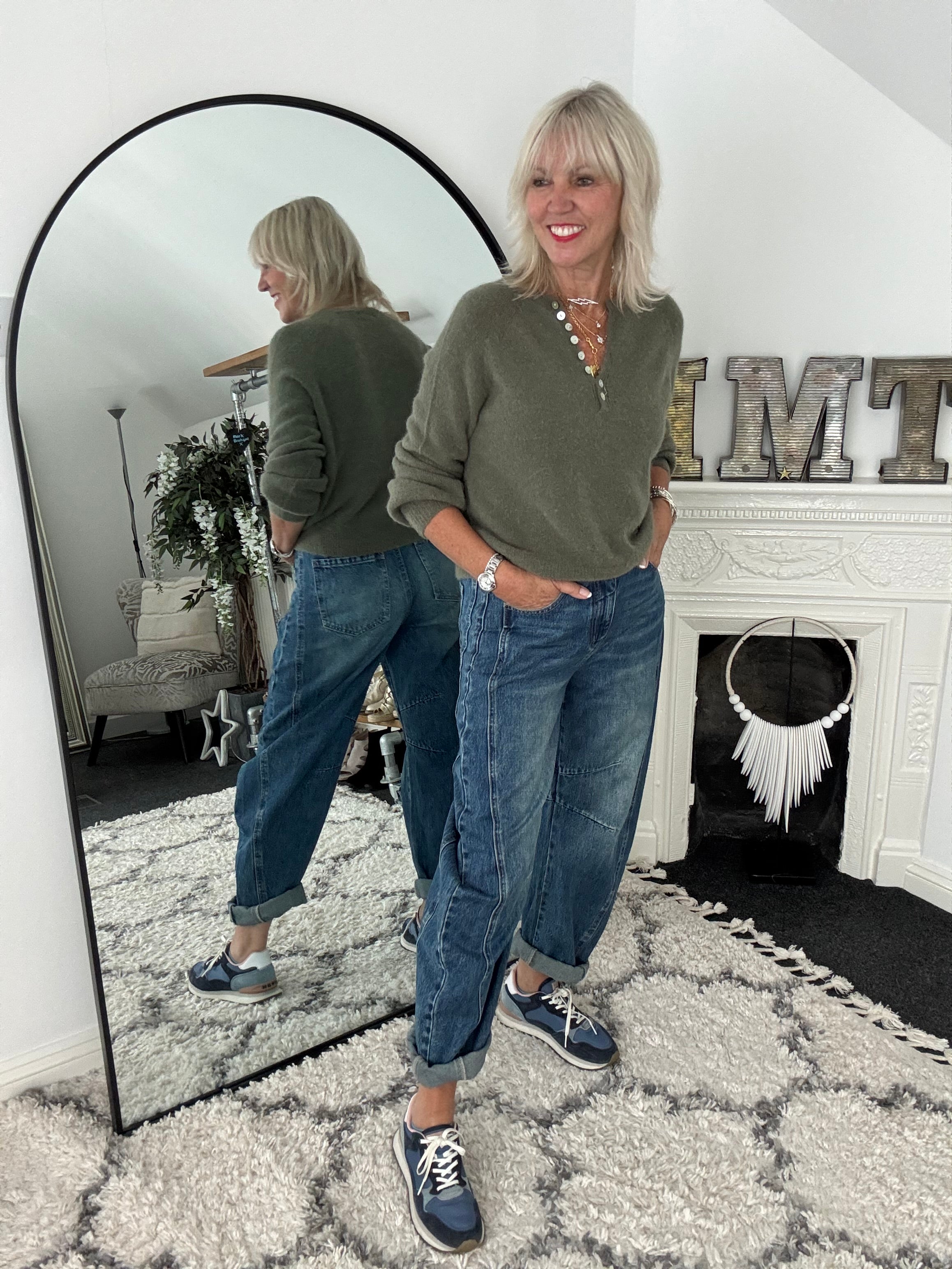 Barrel Leg Jeans with Elasticated Waist