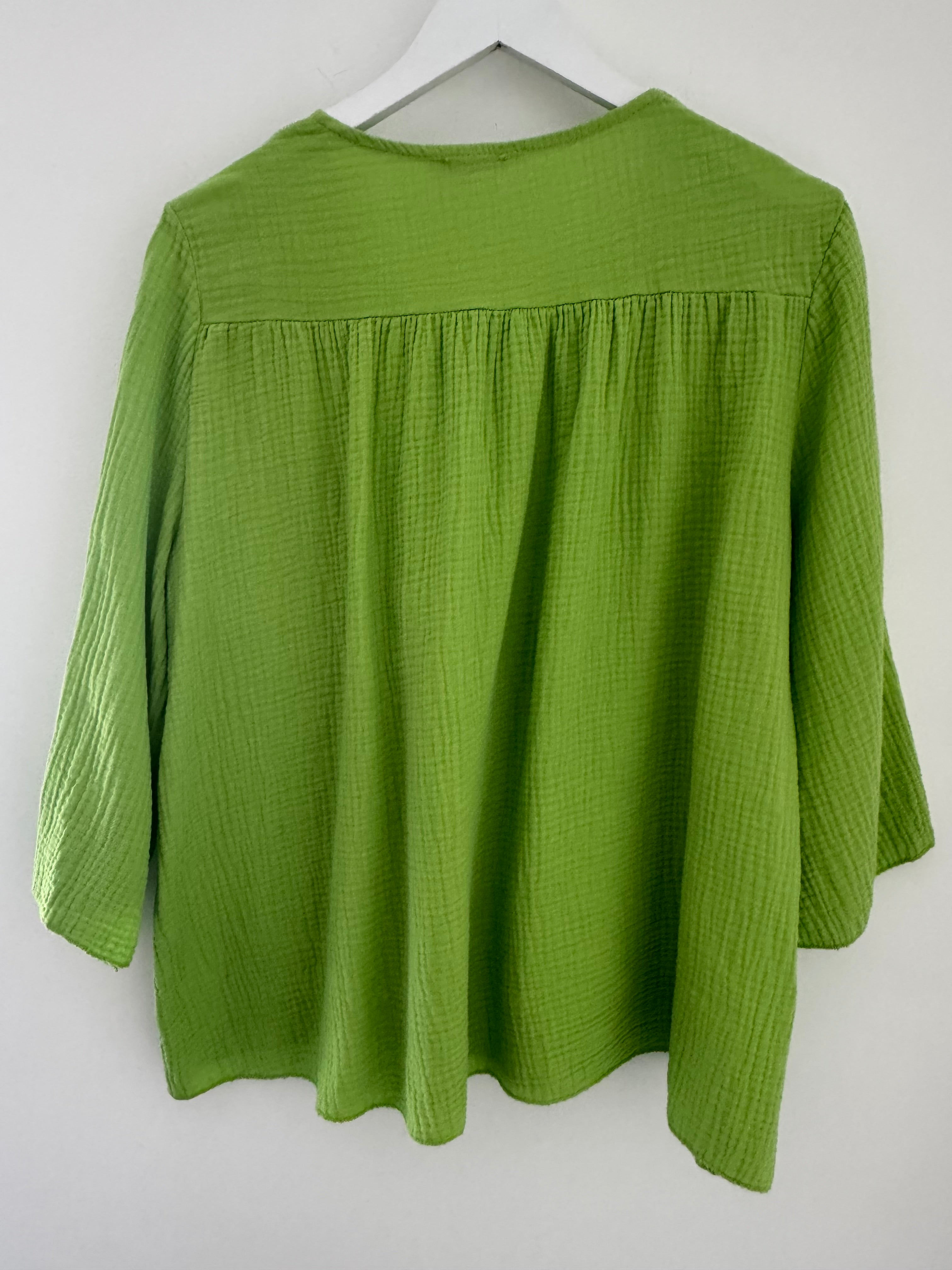 Cheesecloth Folk Blouse in Green