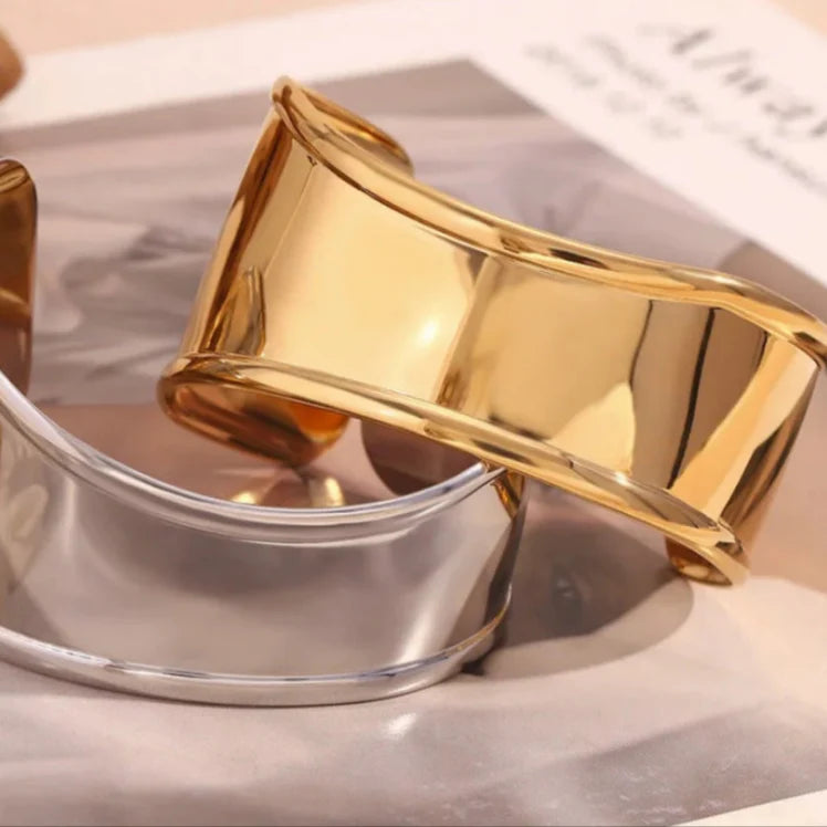 Curved Cuff Bracelet in Gold