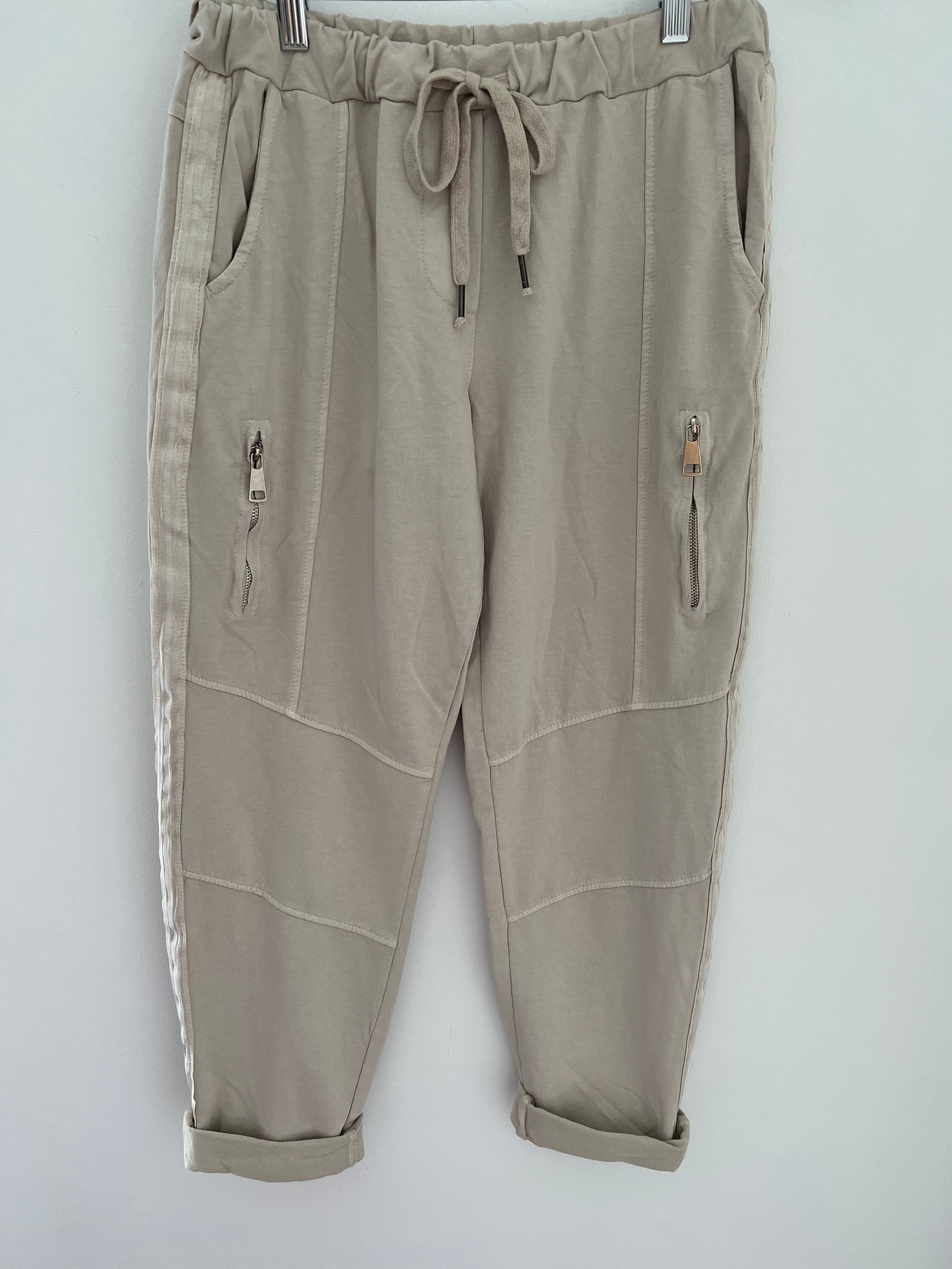 Jersey Stretch Joggers in Stone