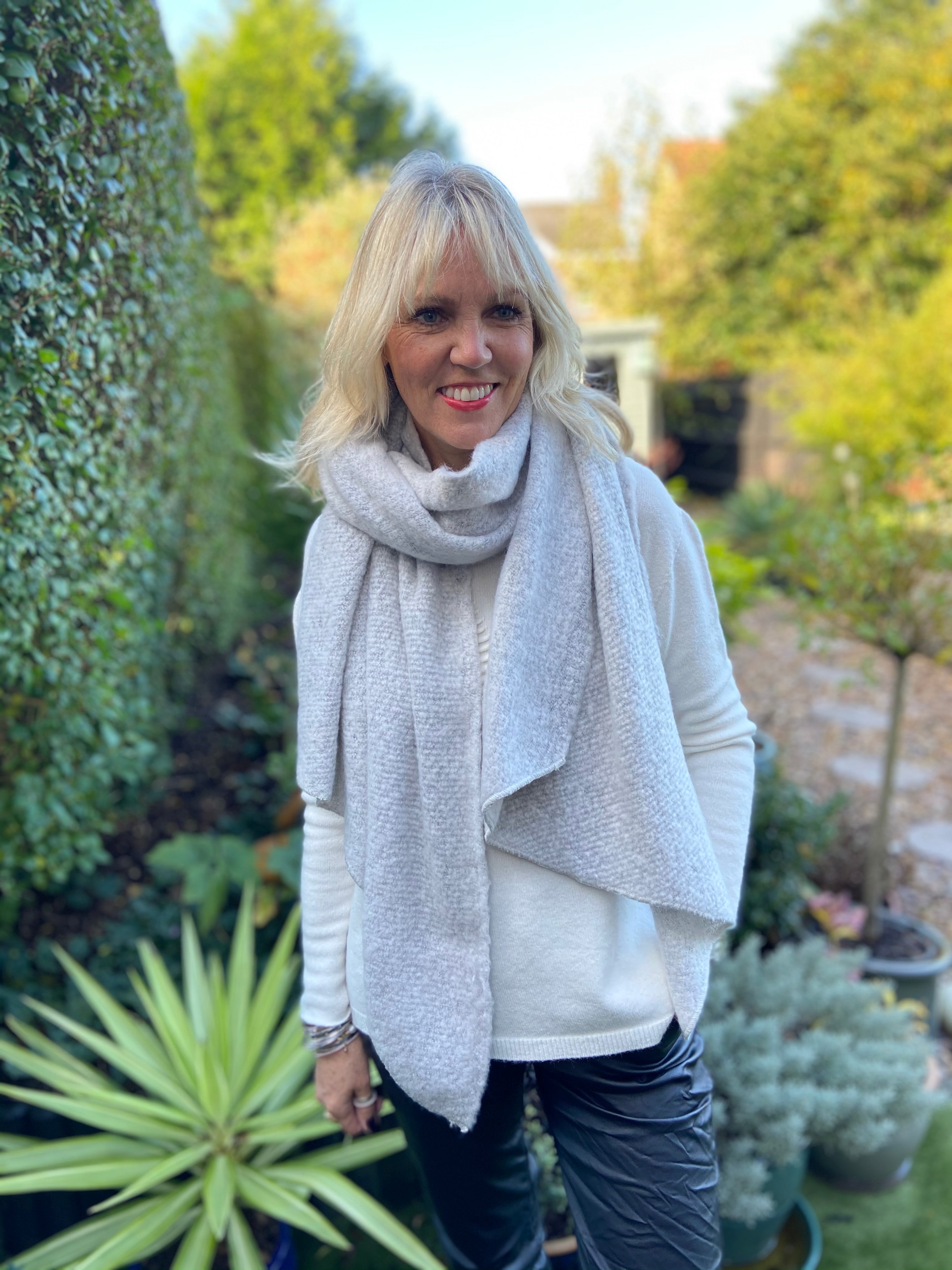 Super Soft and Warm Scarf in Grey