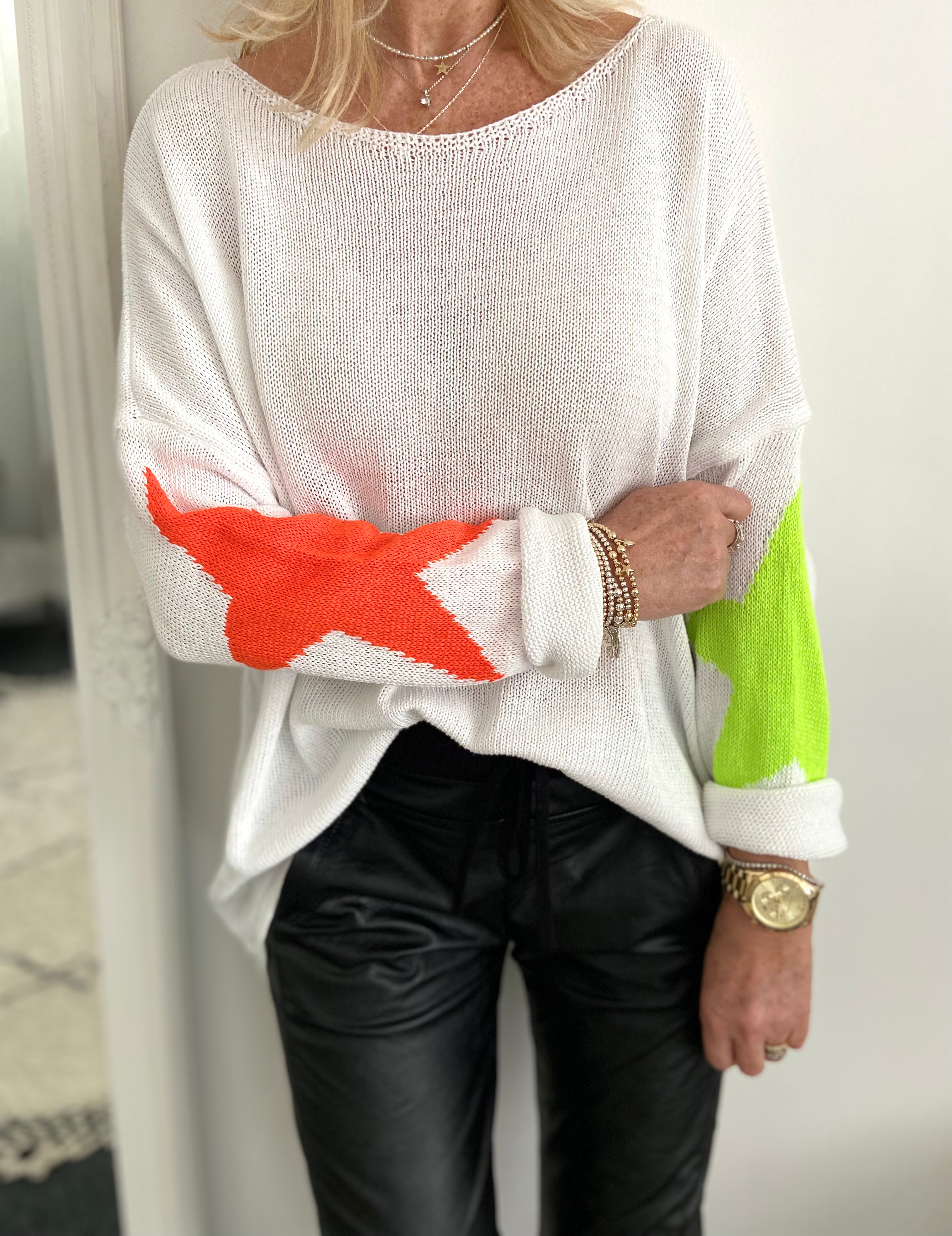 Relaxed Star Jumper in White