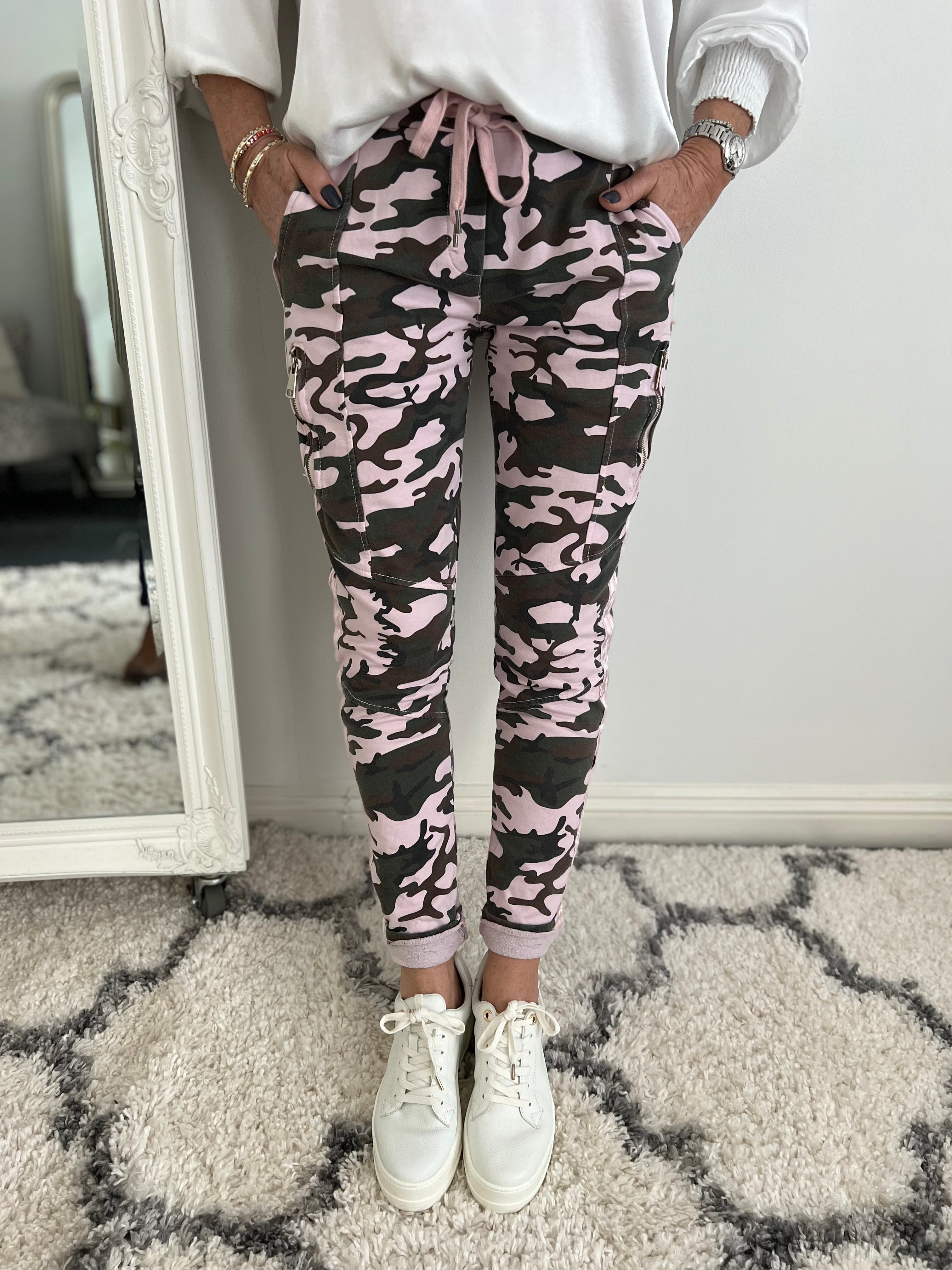 Jersey Stretch Joggers in Pink Camo