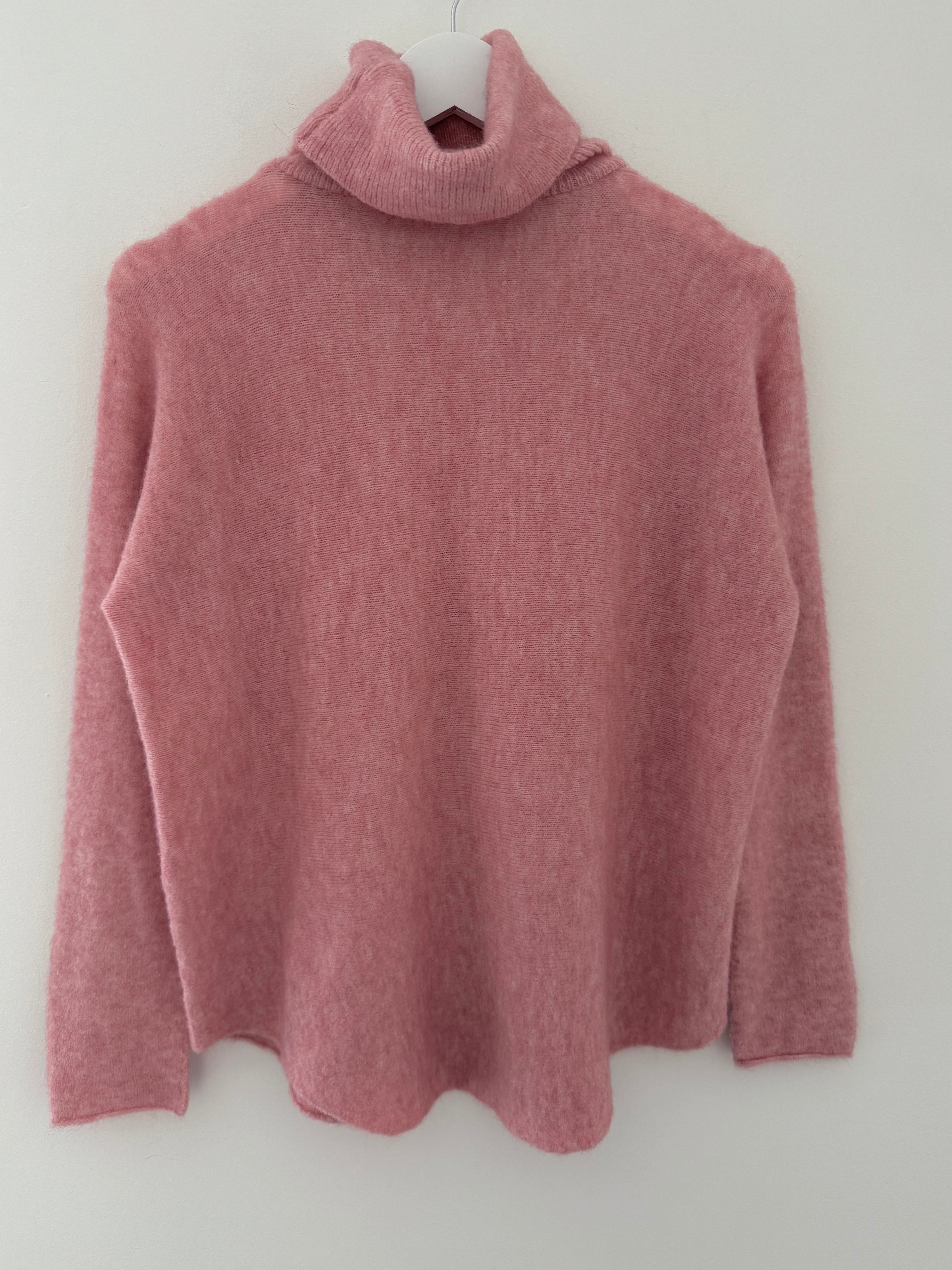 Simple Roll Neck Jumper in Soft Pink