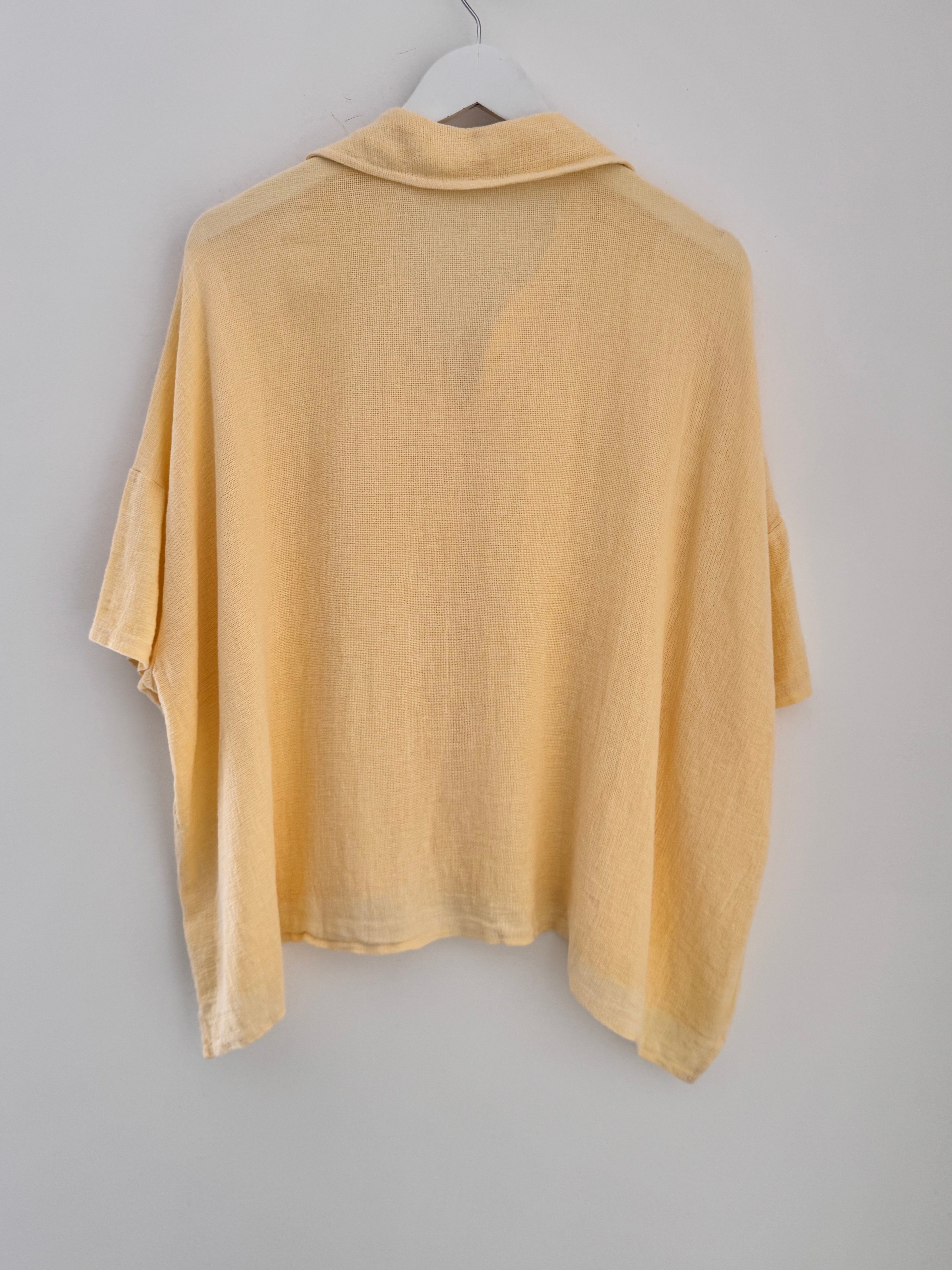Linen & Cotton Buttoned Shirt in Soft Lemon