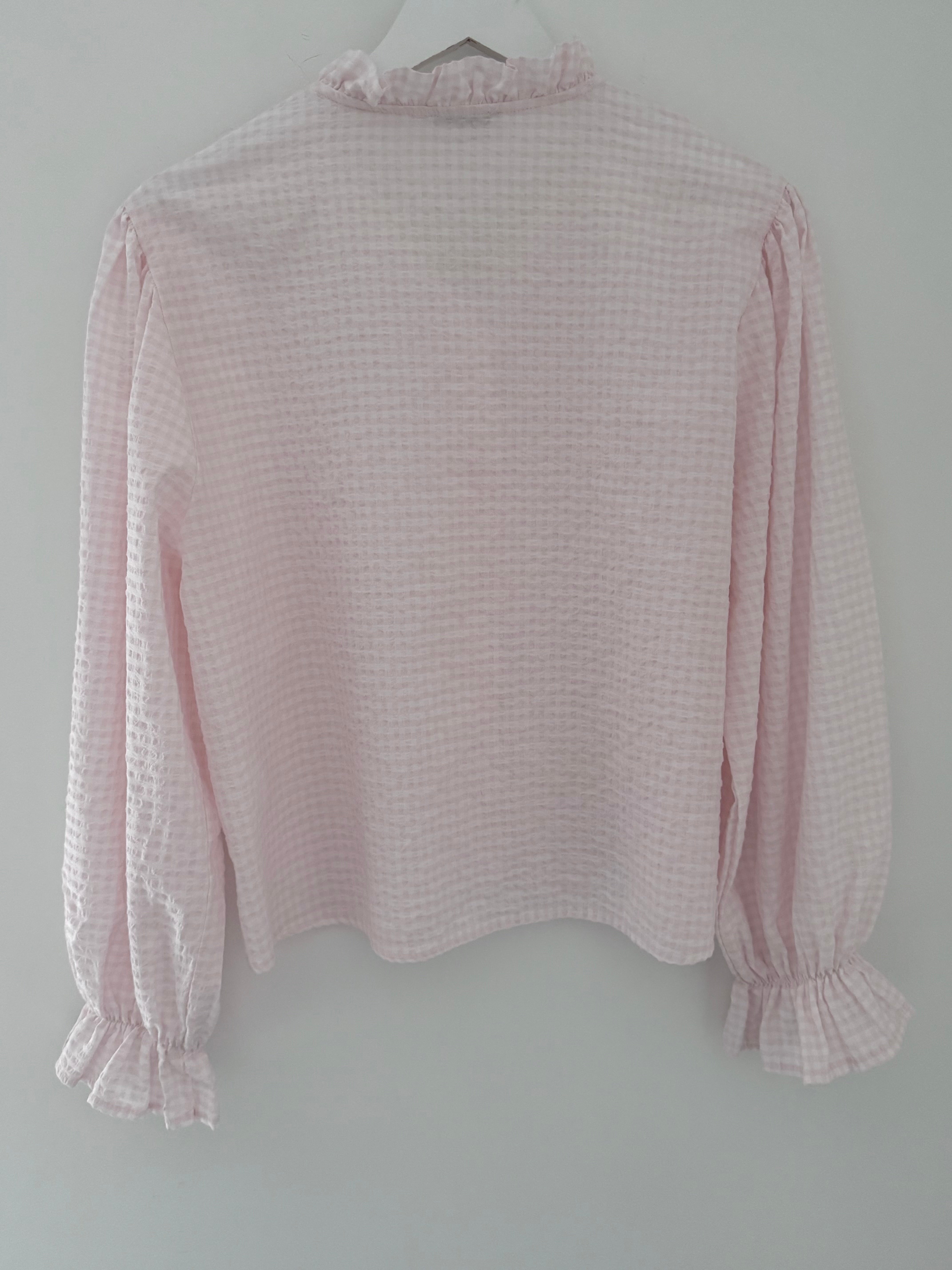 Gingham Seersucker Buttoned Shirt in Pink