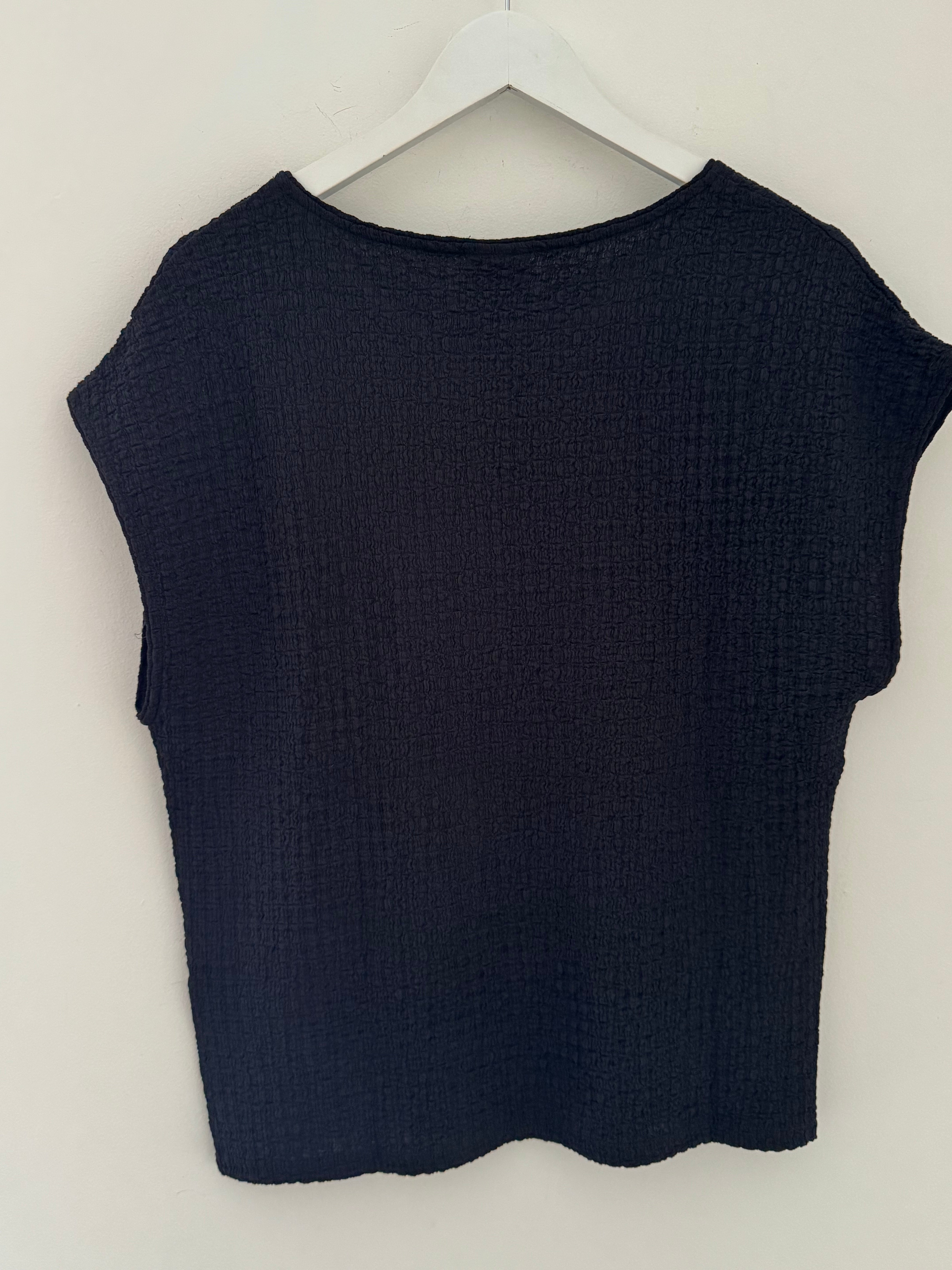 Textured Stretch Crepe Top in Black