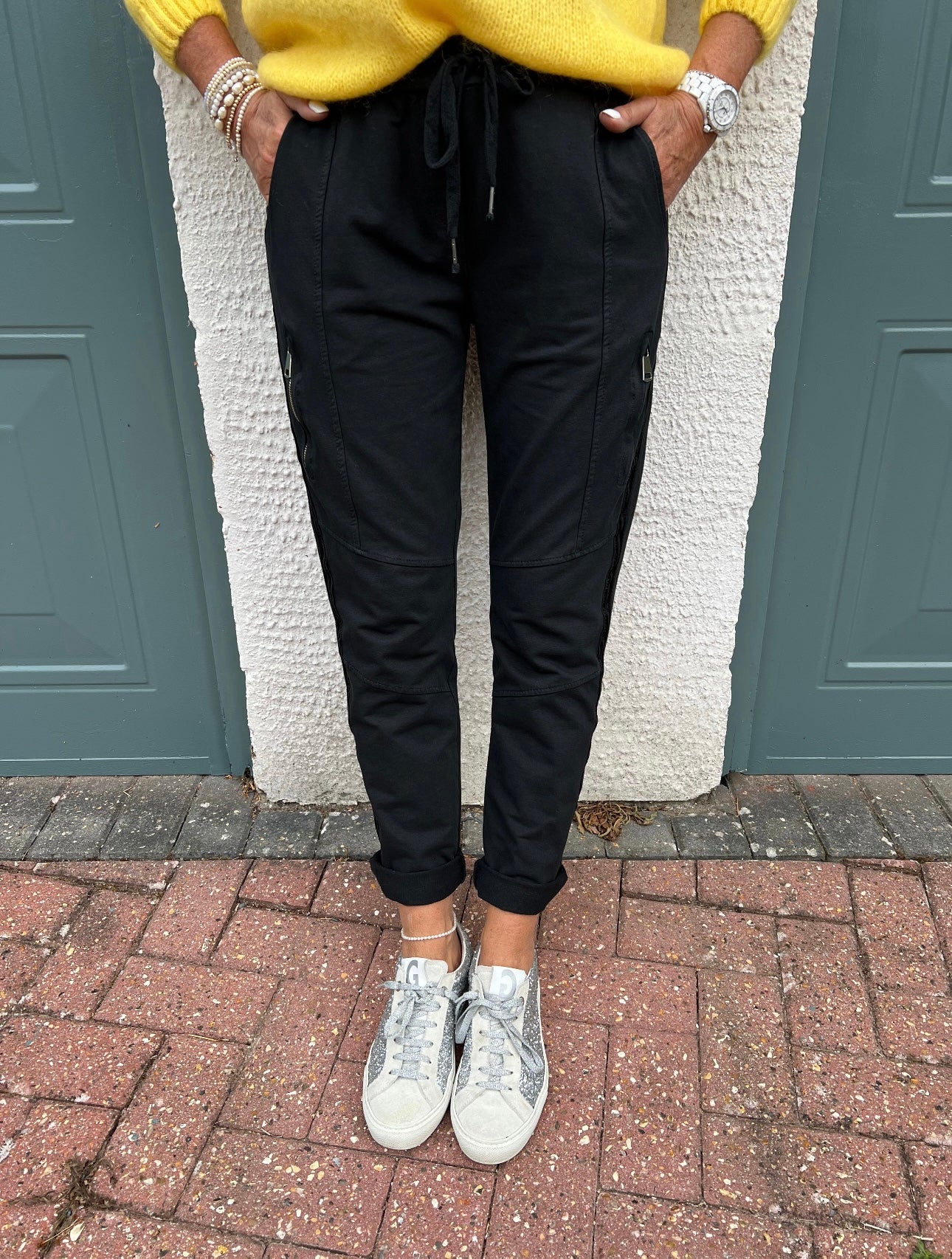 Jersey Stretch Joggers in Black