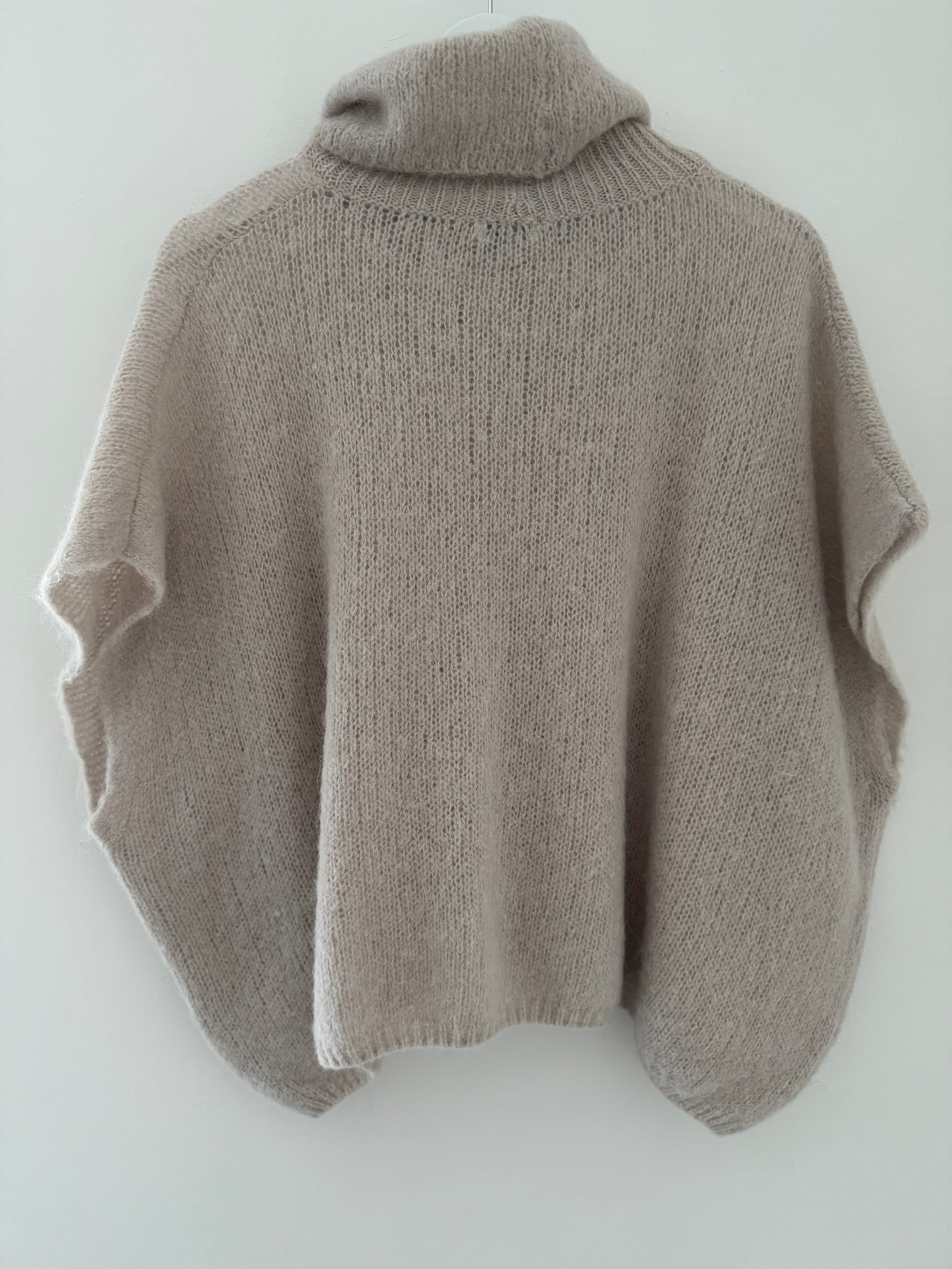 Alpaca Roll Neck Tank in Latte