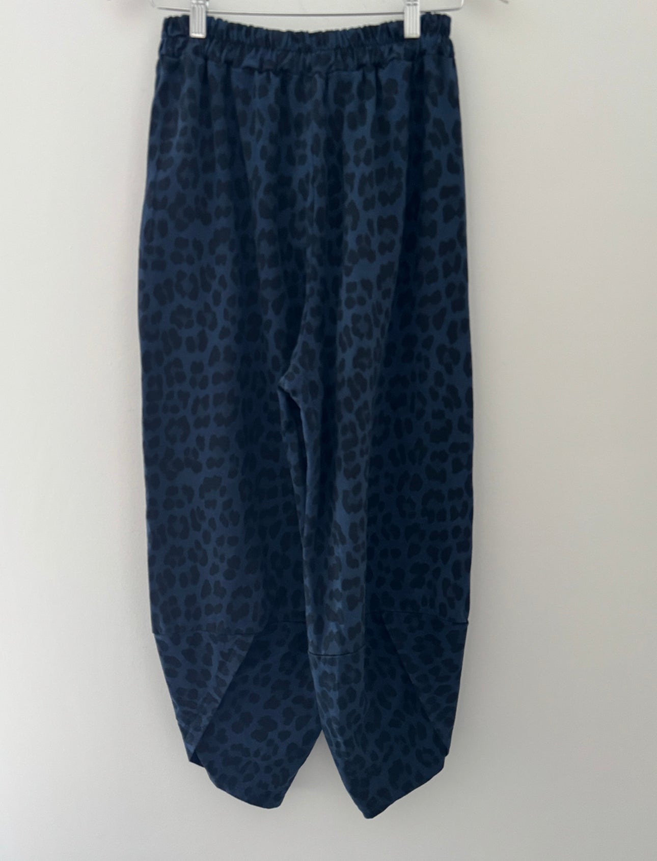 Barrel Stretch Trousers in Ink Leopard