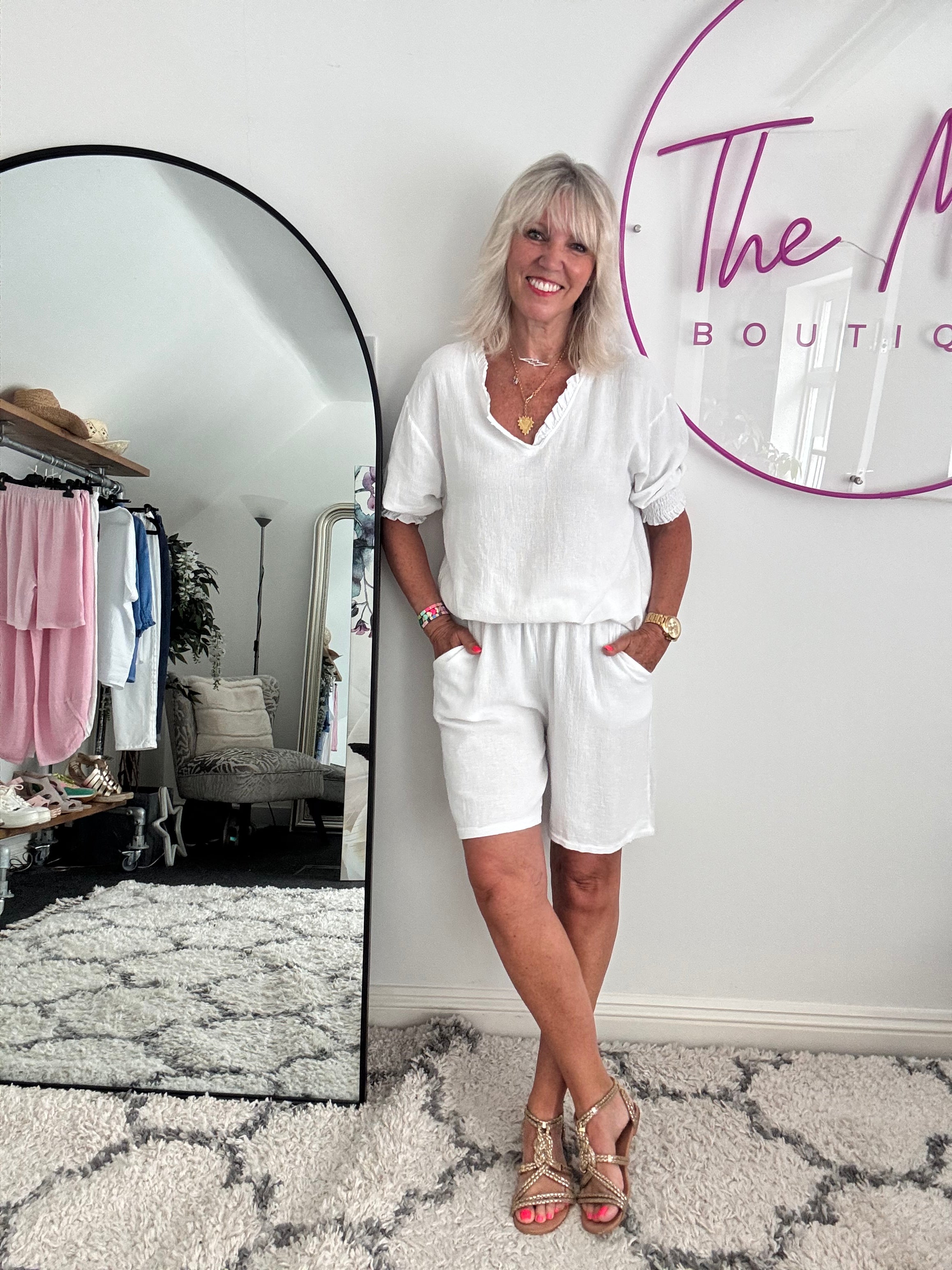 Linen & Cotton Shorts in White