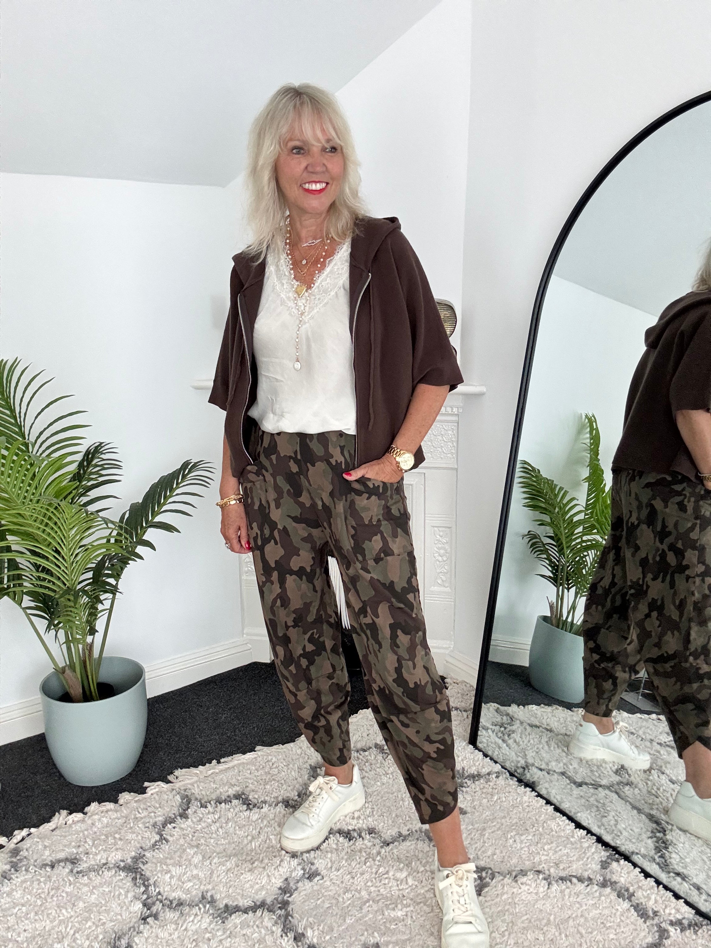 Barrel Cotton Jersey Trousers in Mocha Camo