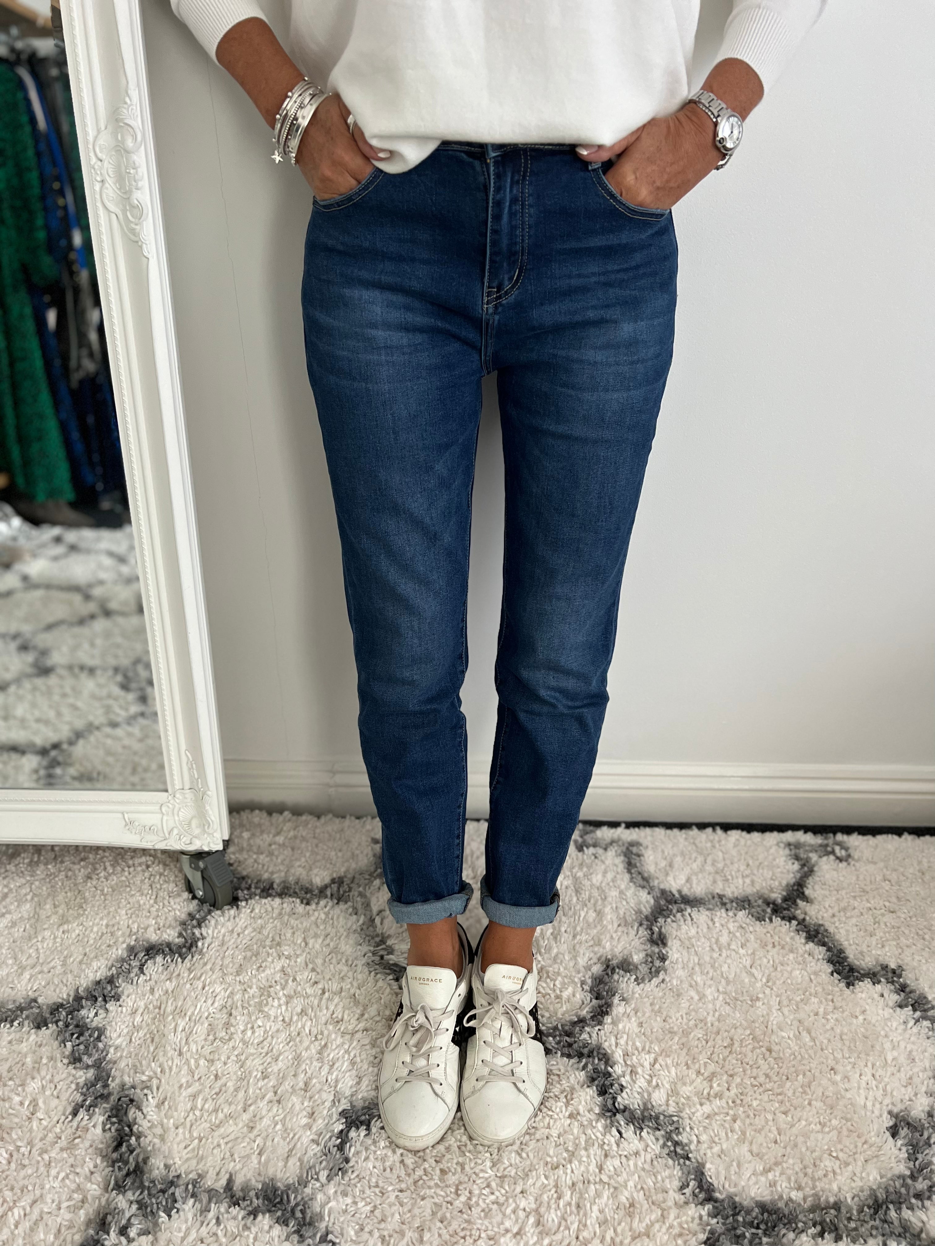 Slimfit Stretch Boyfriend Jeans in Darker Denim