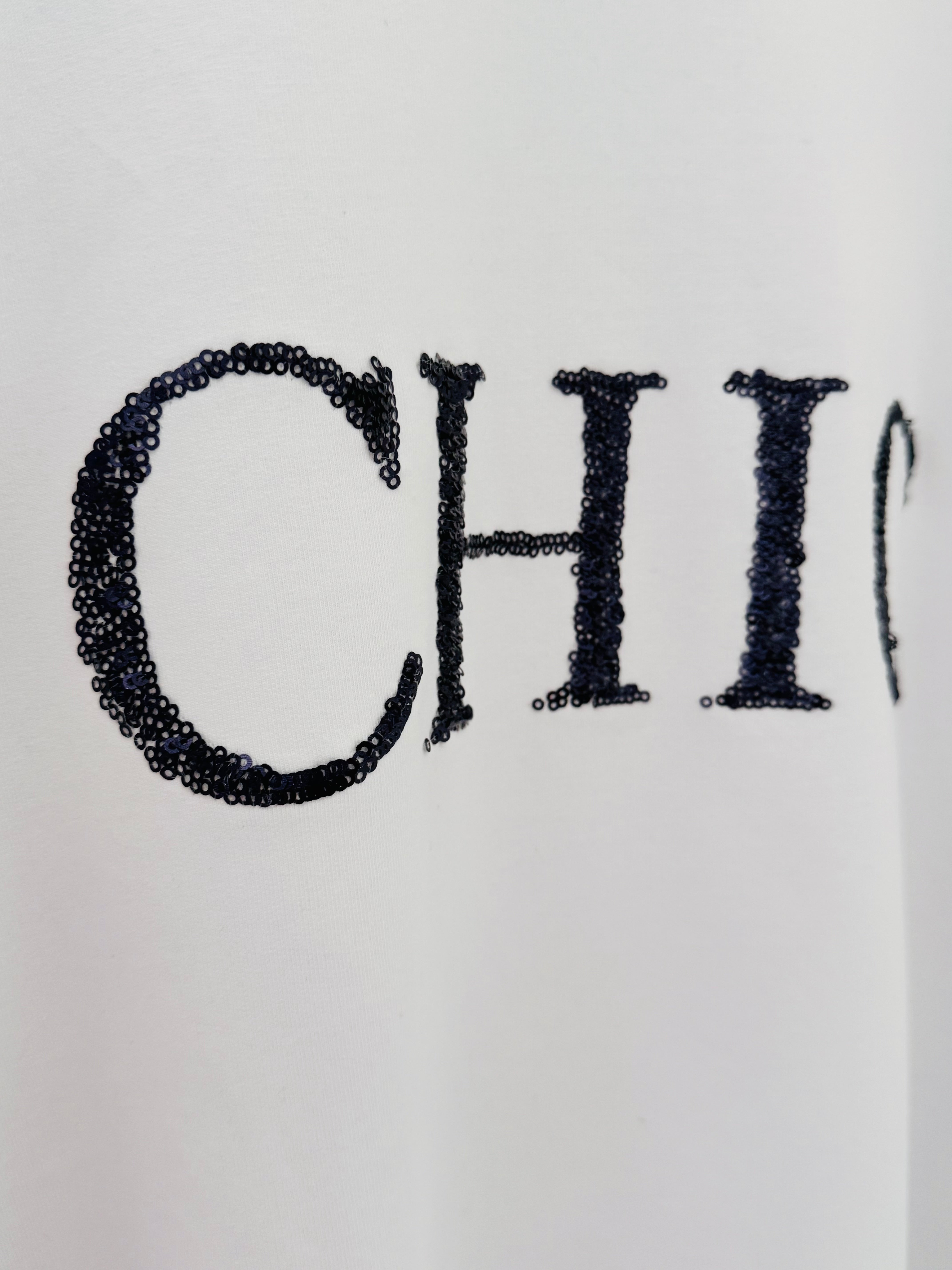 Chic Sequin Sweatshirt in White