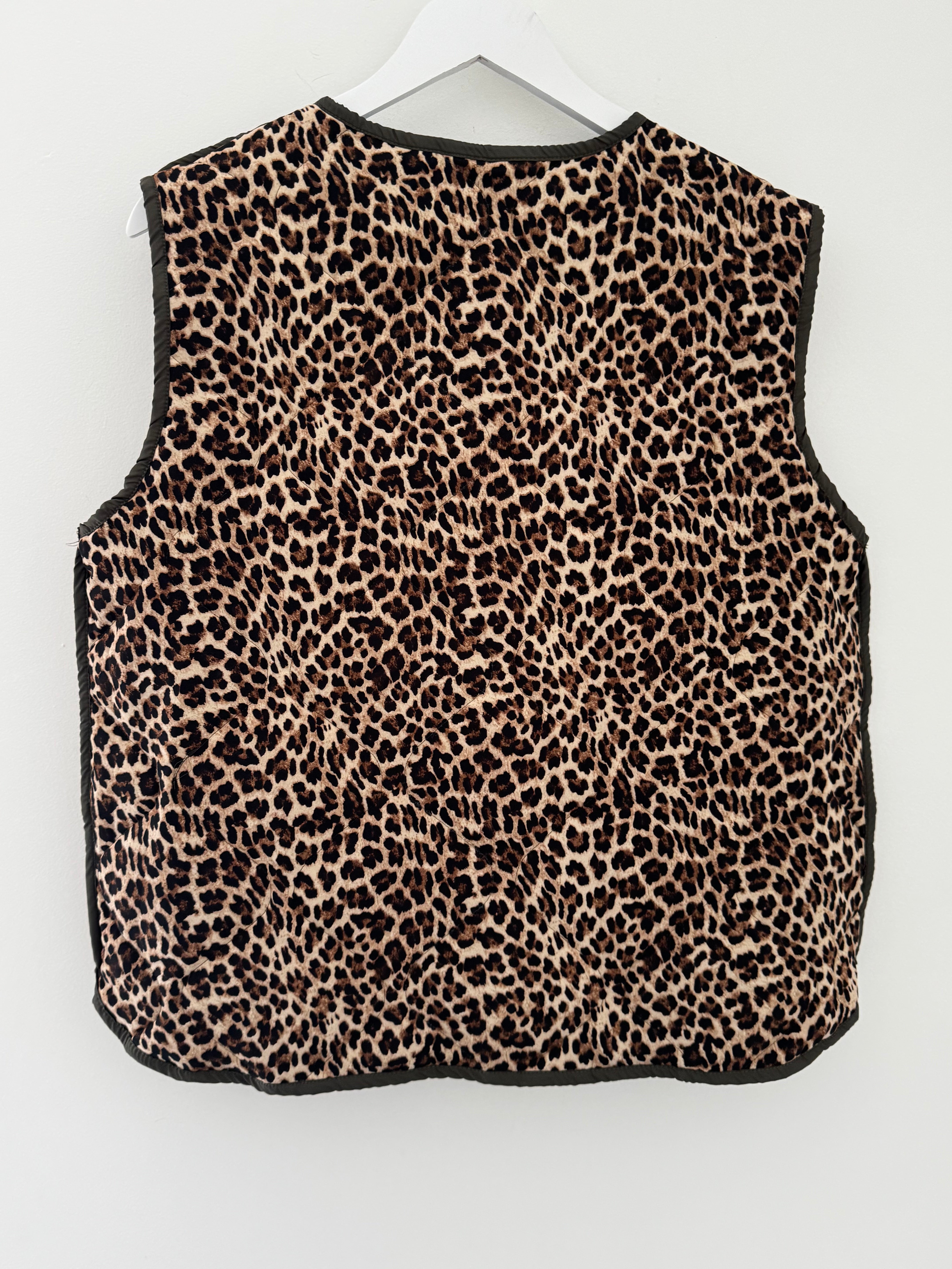 Reversible Quilted Gilet in Khaki & Leopard
