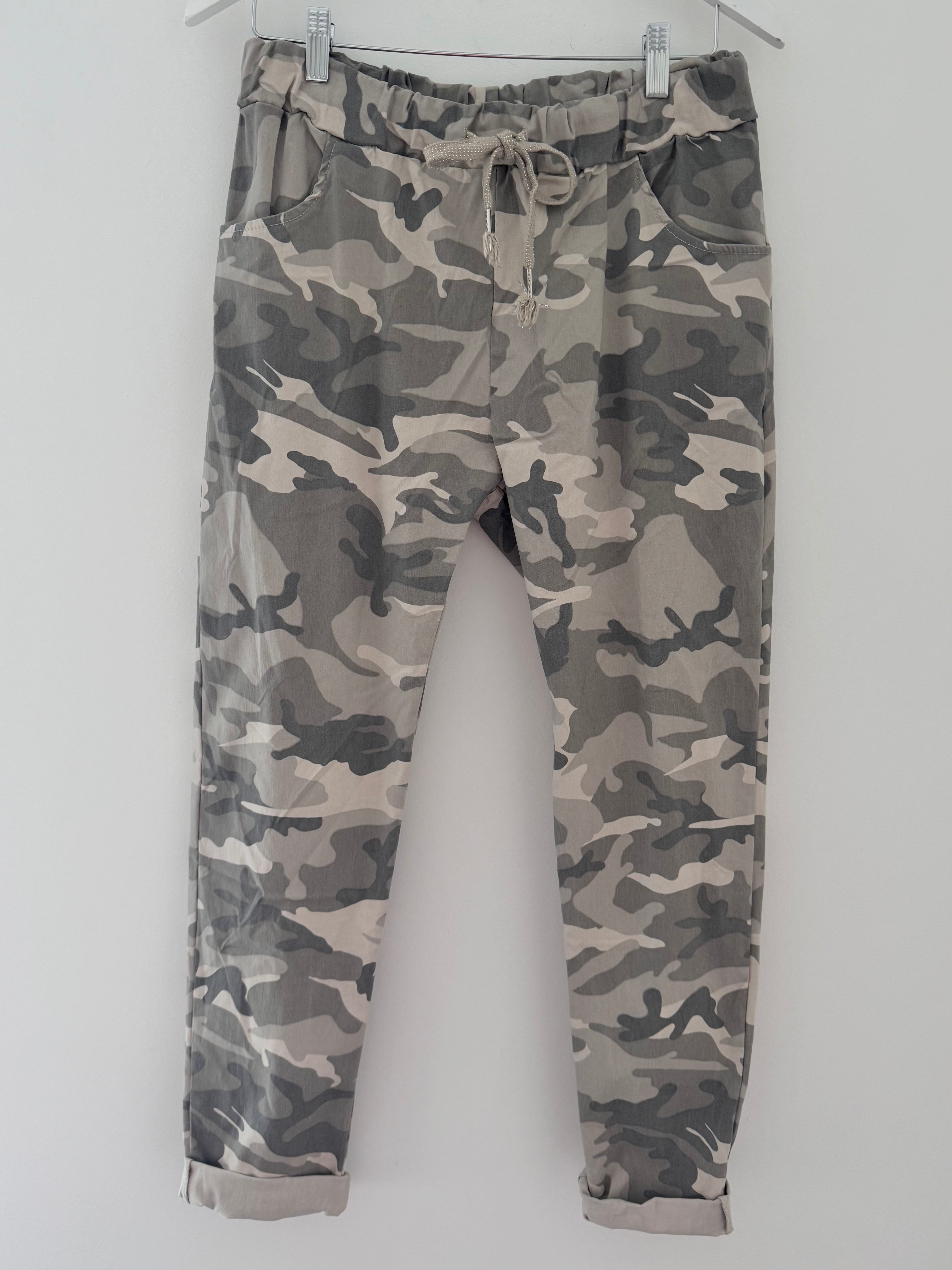 Super Stretch Joggers in Stone Camo