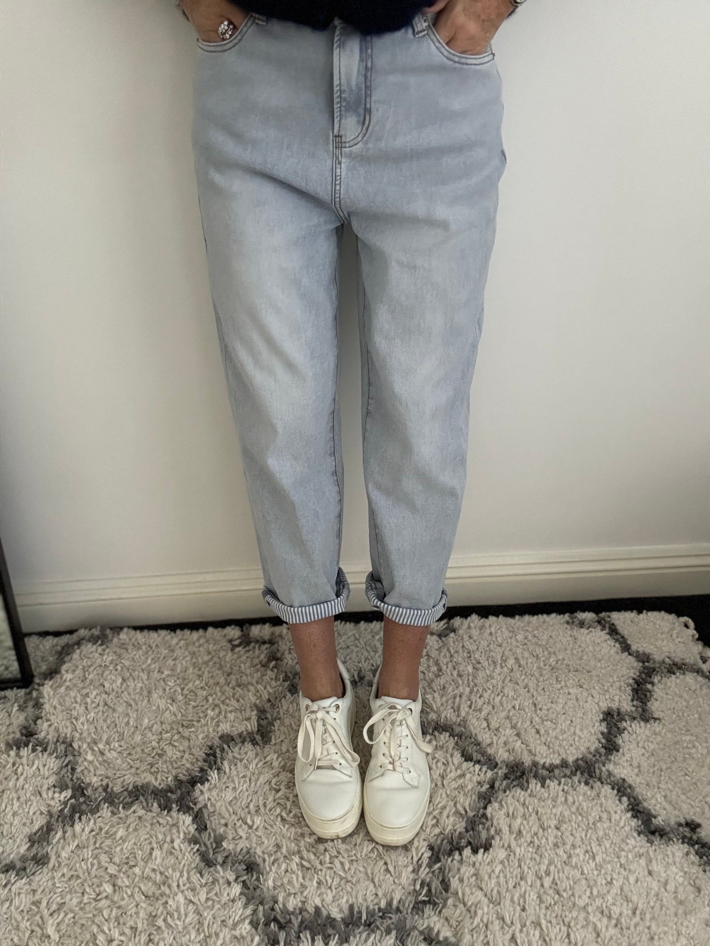 Slim Stretch Boyfriend Jeans in Light Denim