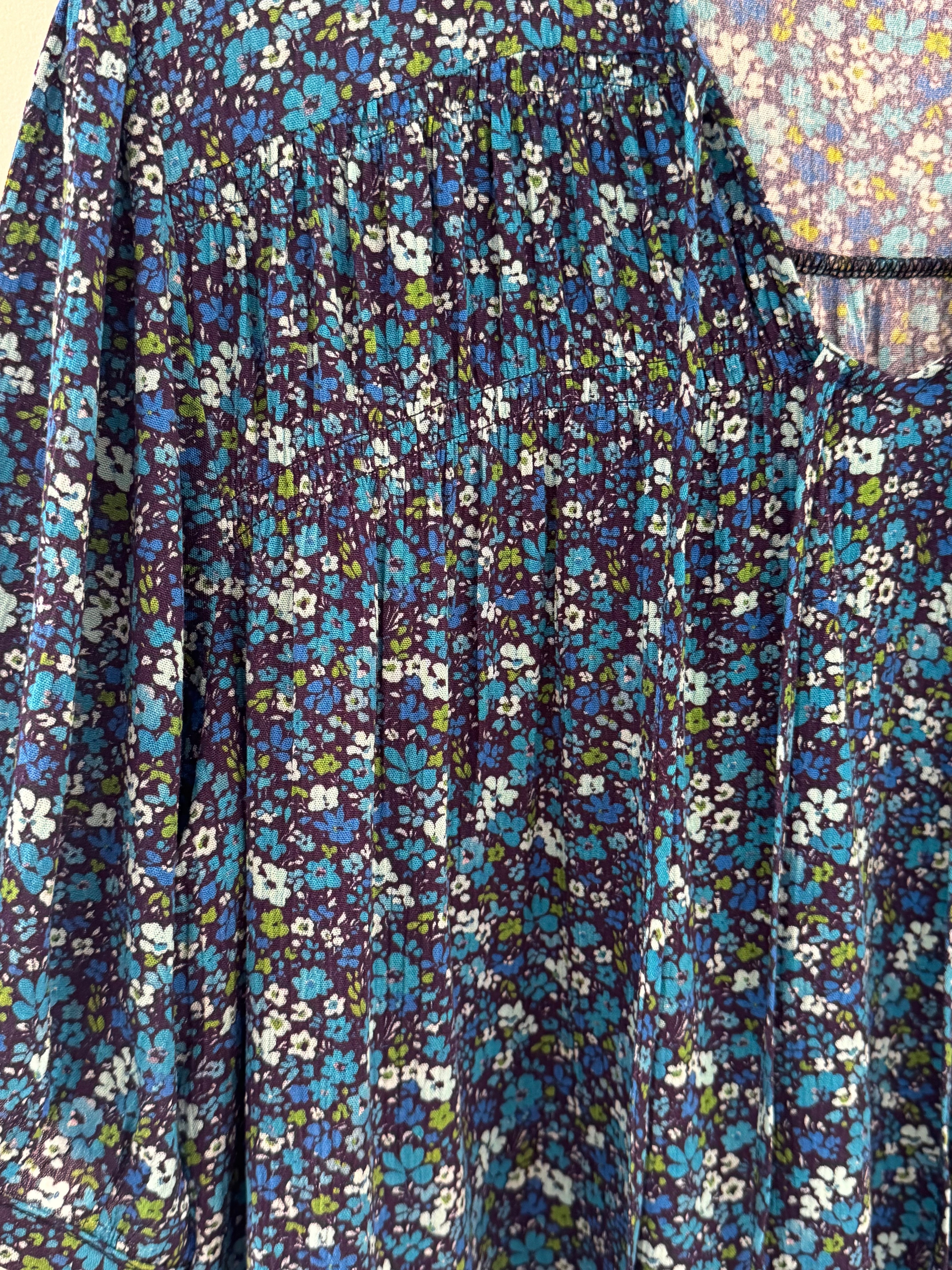 Ditsy Top in Blue & Navy