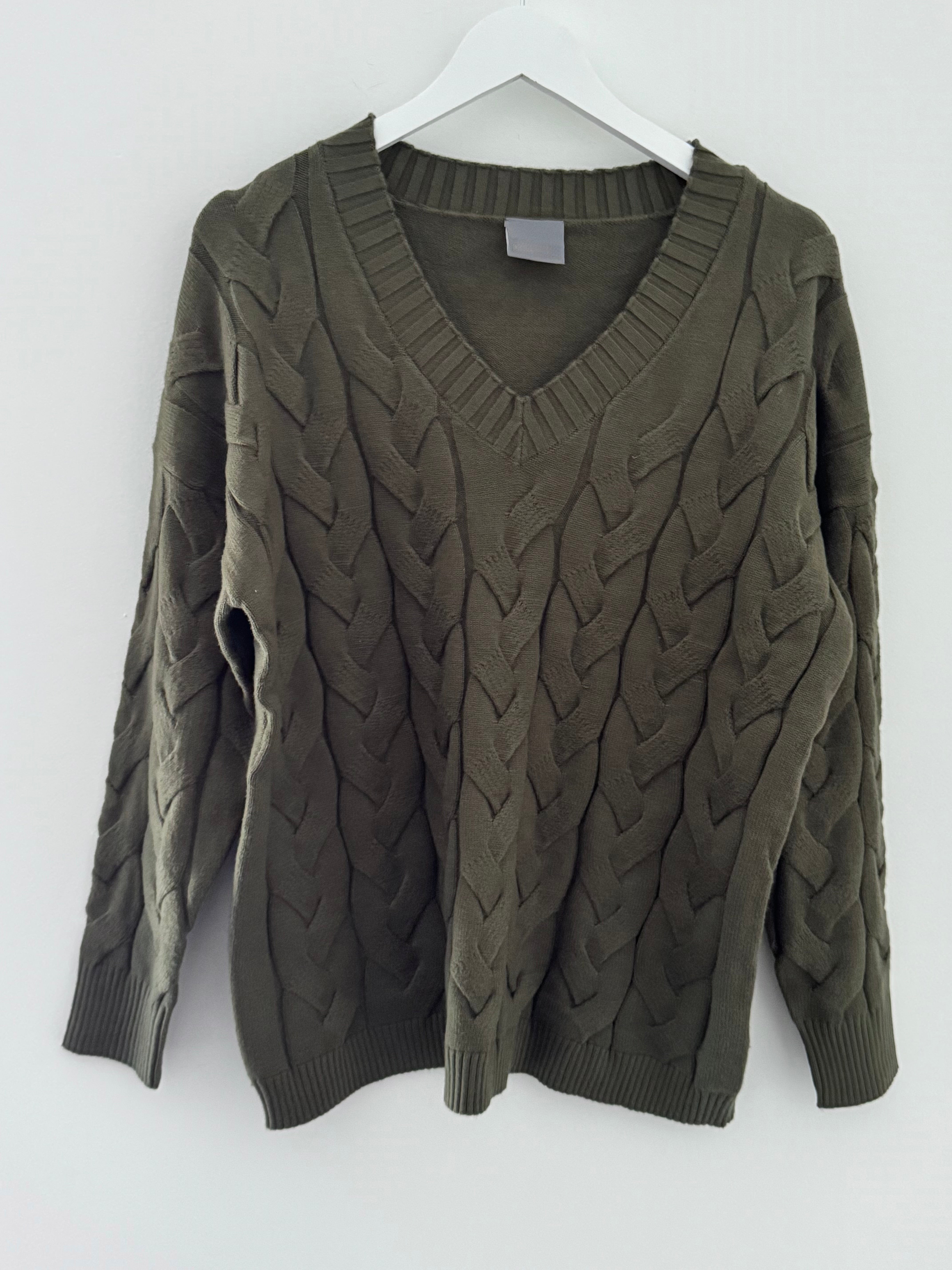 V Neck Cable Jumper in Khaki