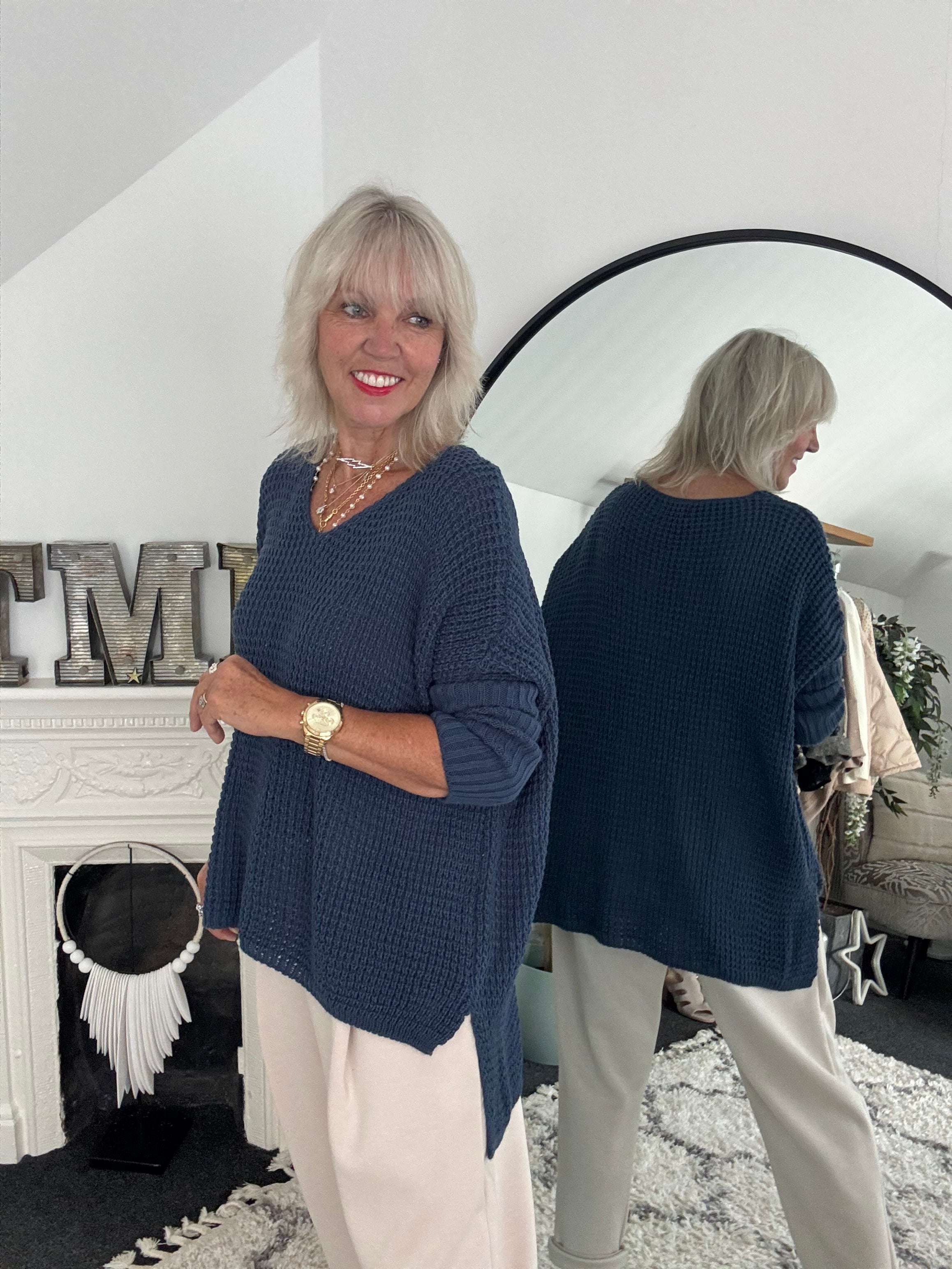 V Neck Waffle Knit in Blue