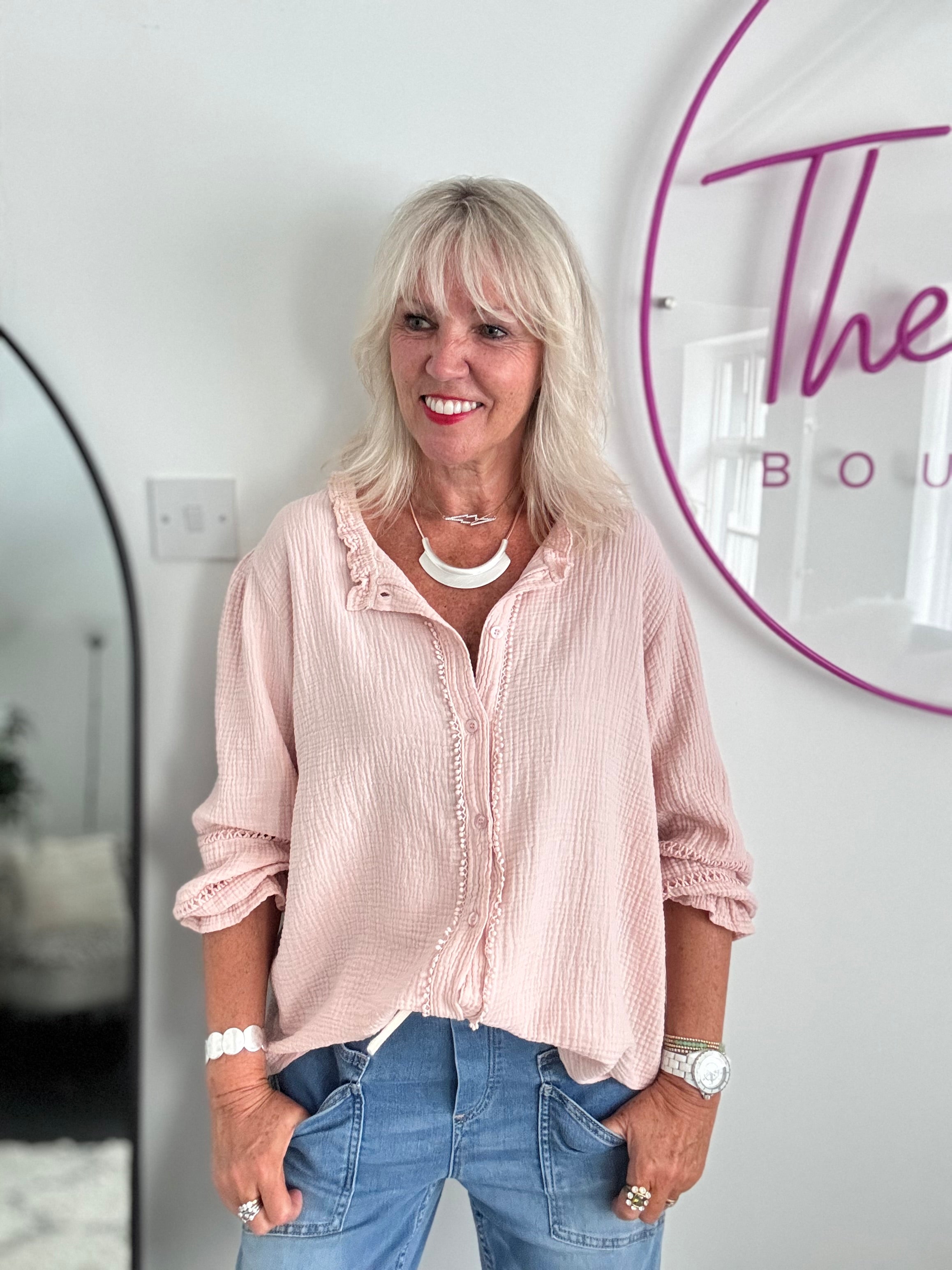 Detailed Cheesecloth Shirt in Soft Pink