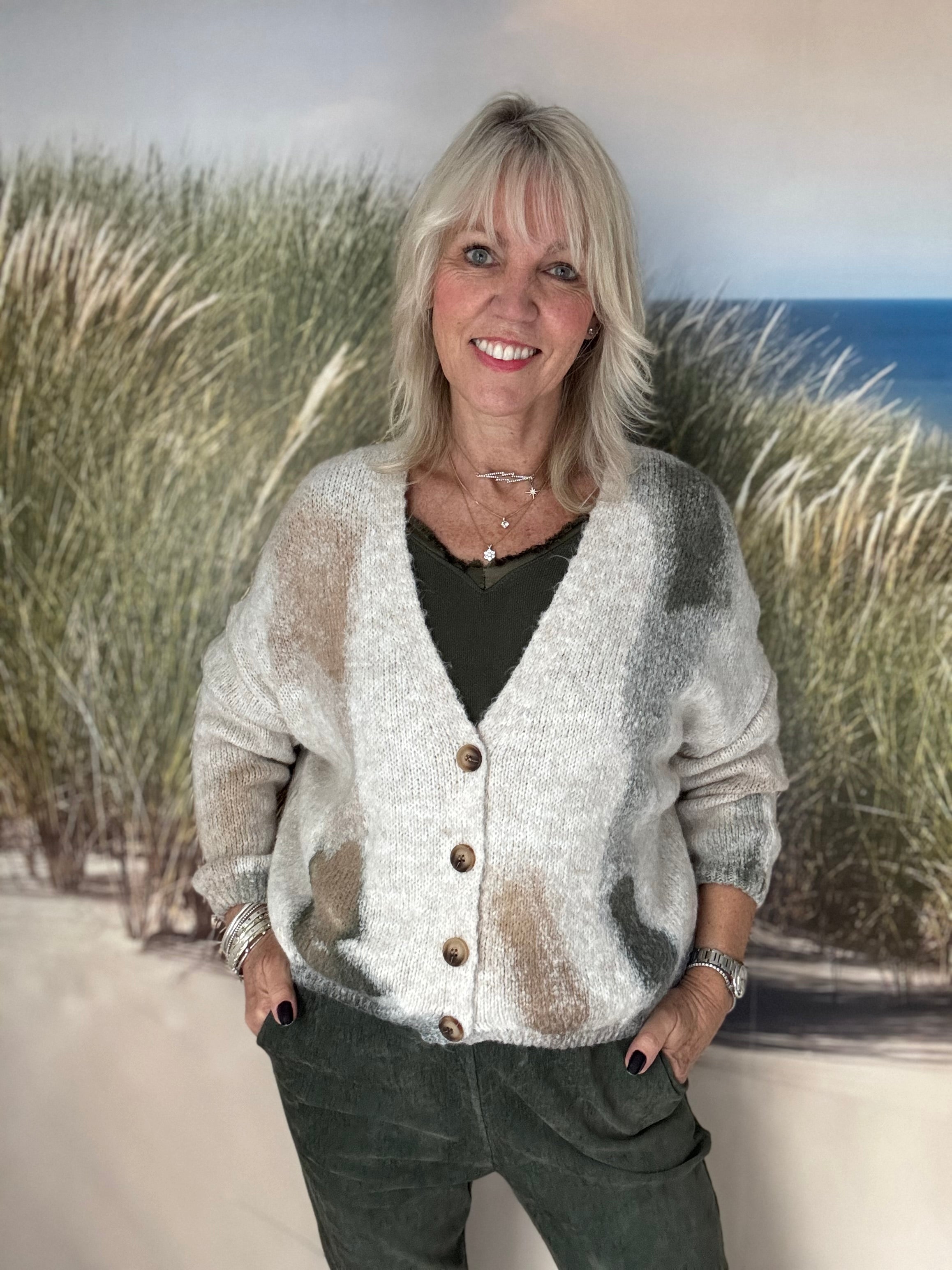 Brushstroke Boyfriend Cardi in Khaki & Tan