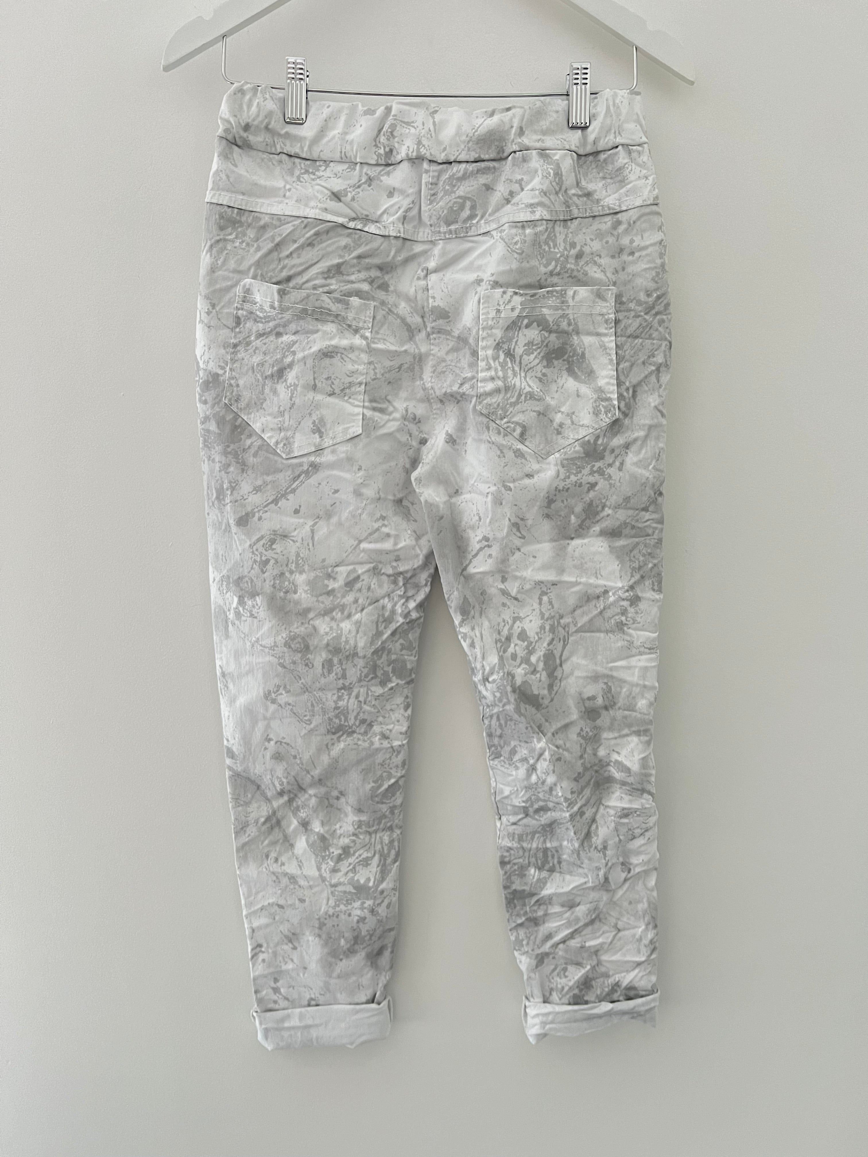 Slimfit Sparkle Water Print Joggers in White