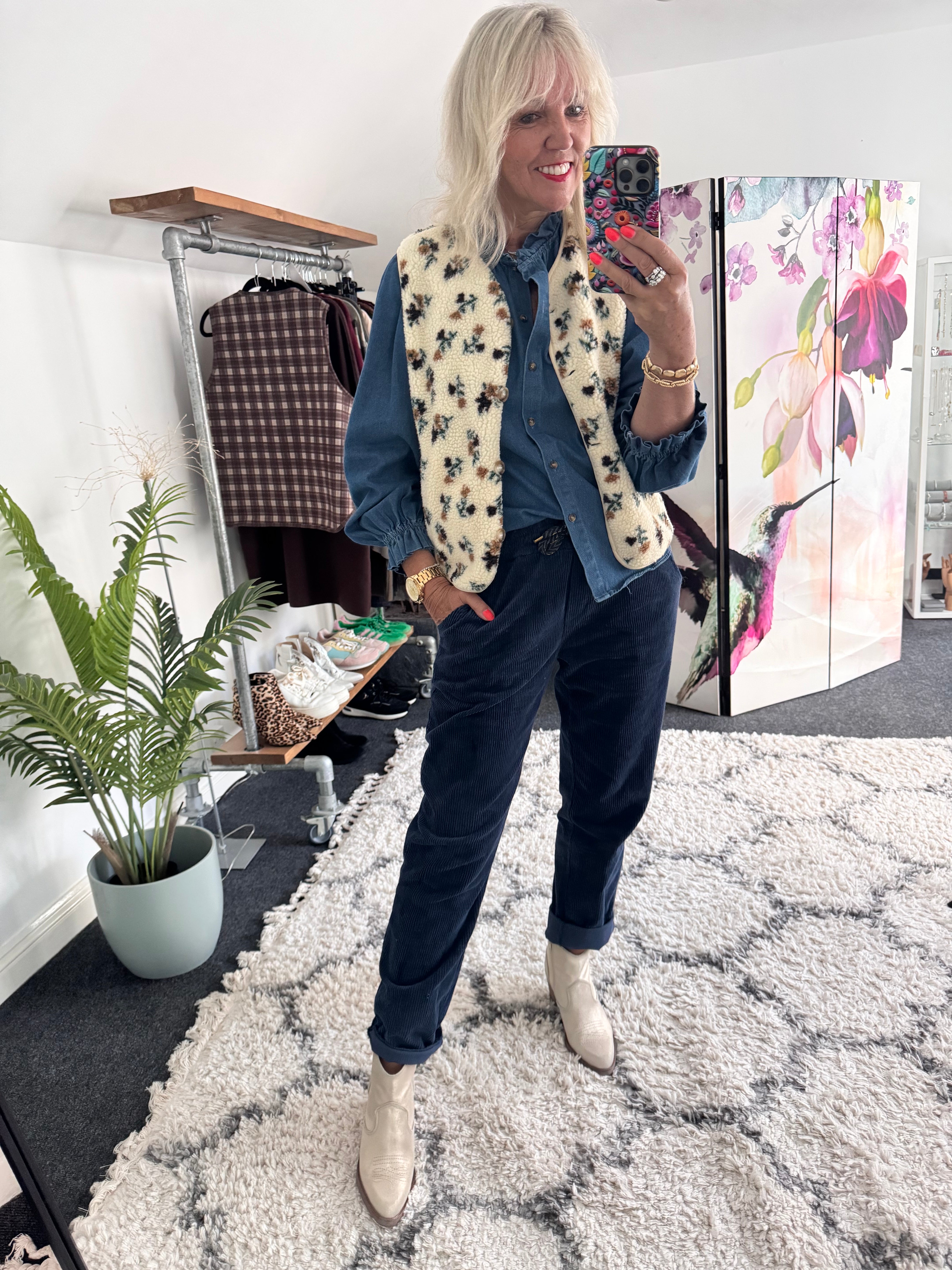 Boucle Gilet with Print in Ecru