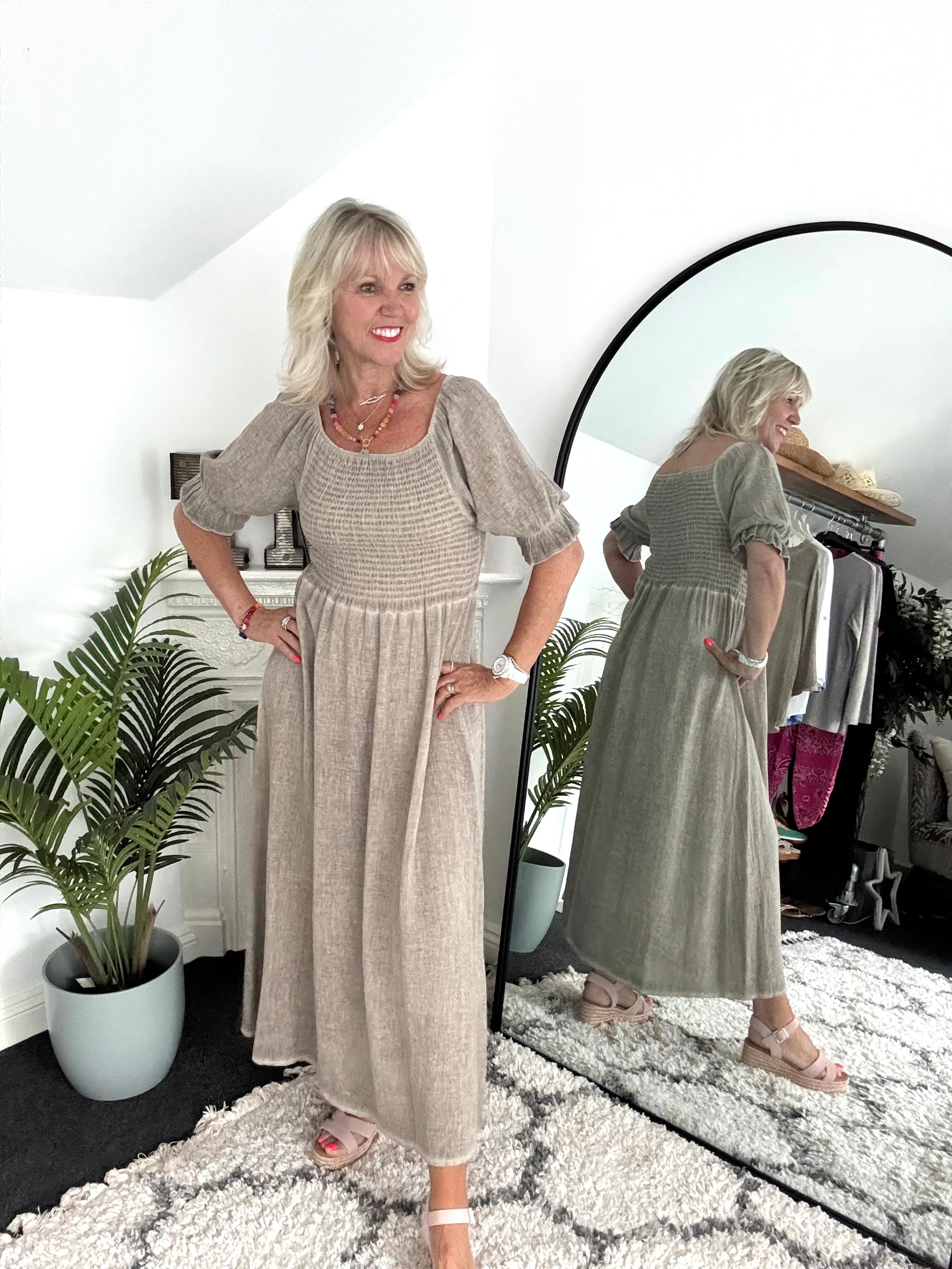 Cotton & Linen Shirred Dress in Mocha