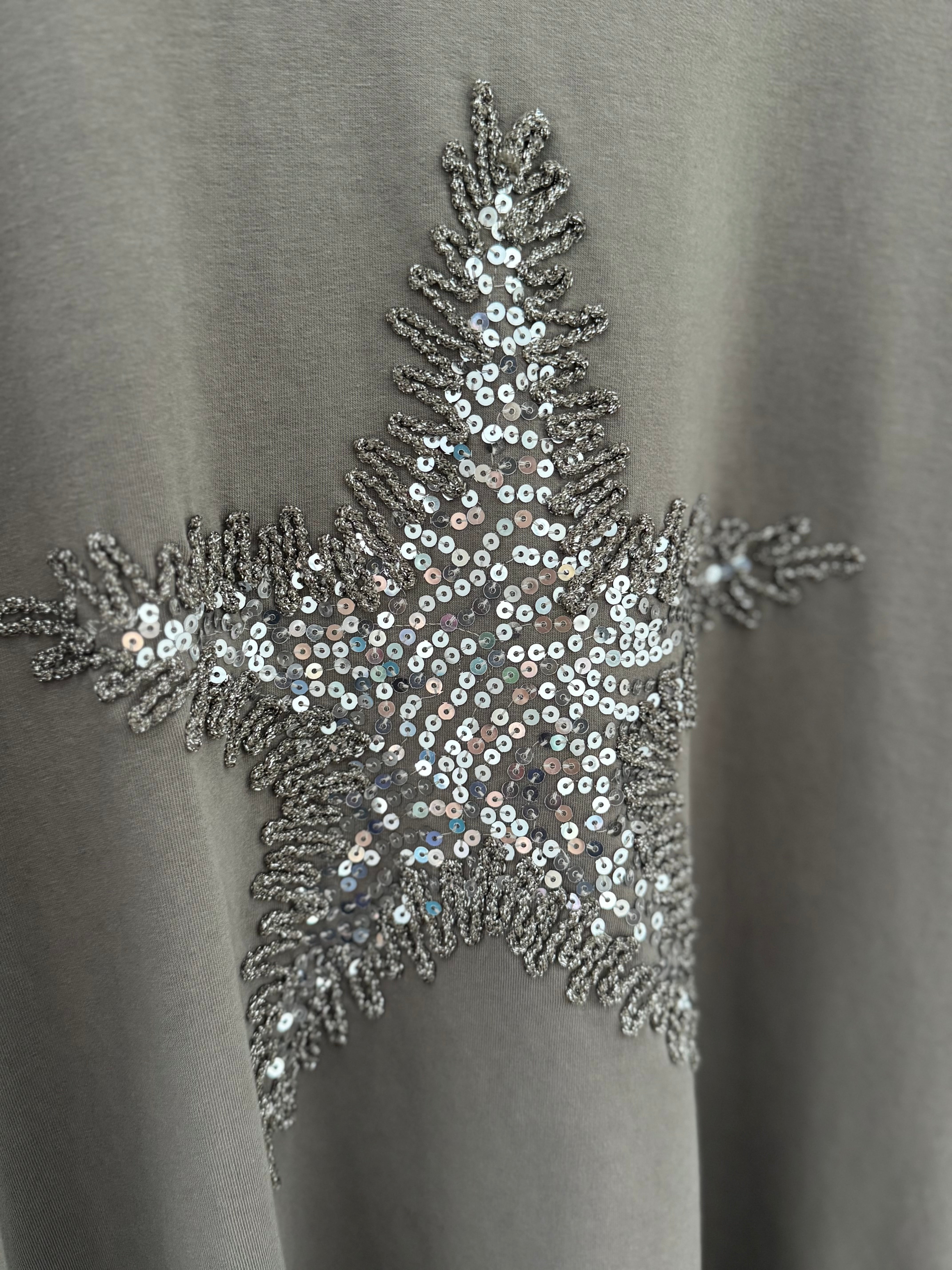 Star Sequin Sweatshirt in Mocha