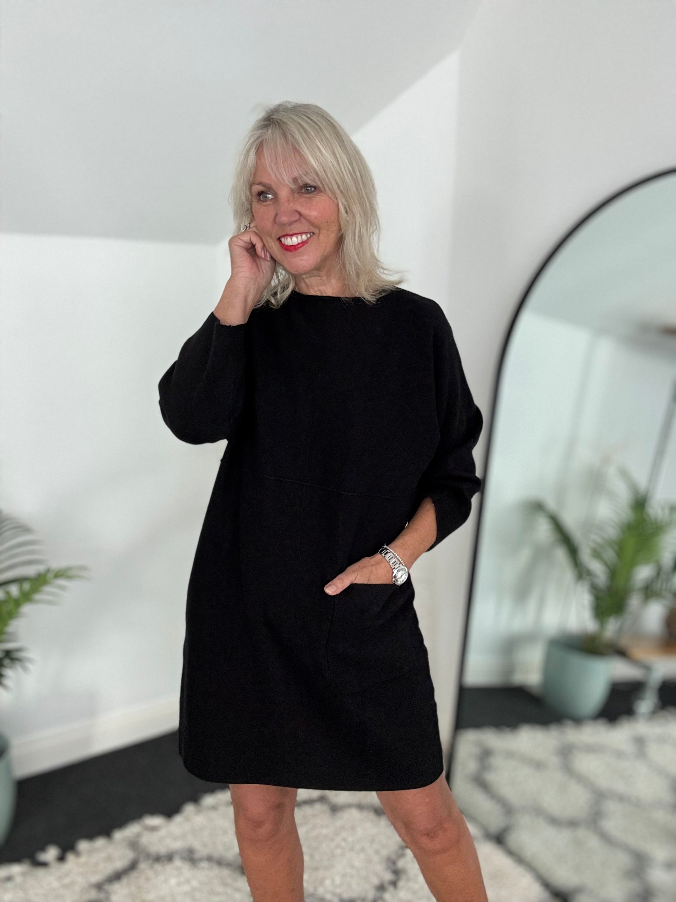 Luxe Knitted Pocket Dress in Black