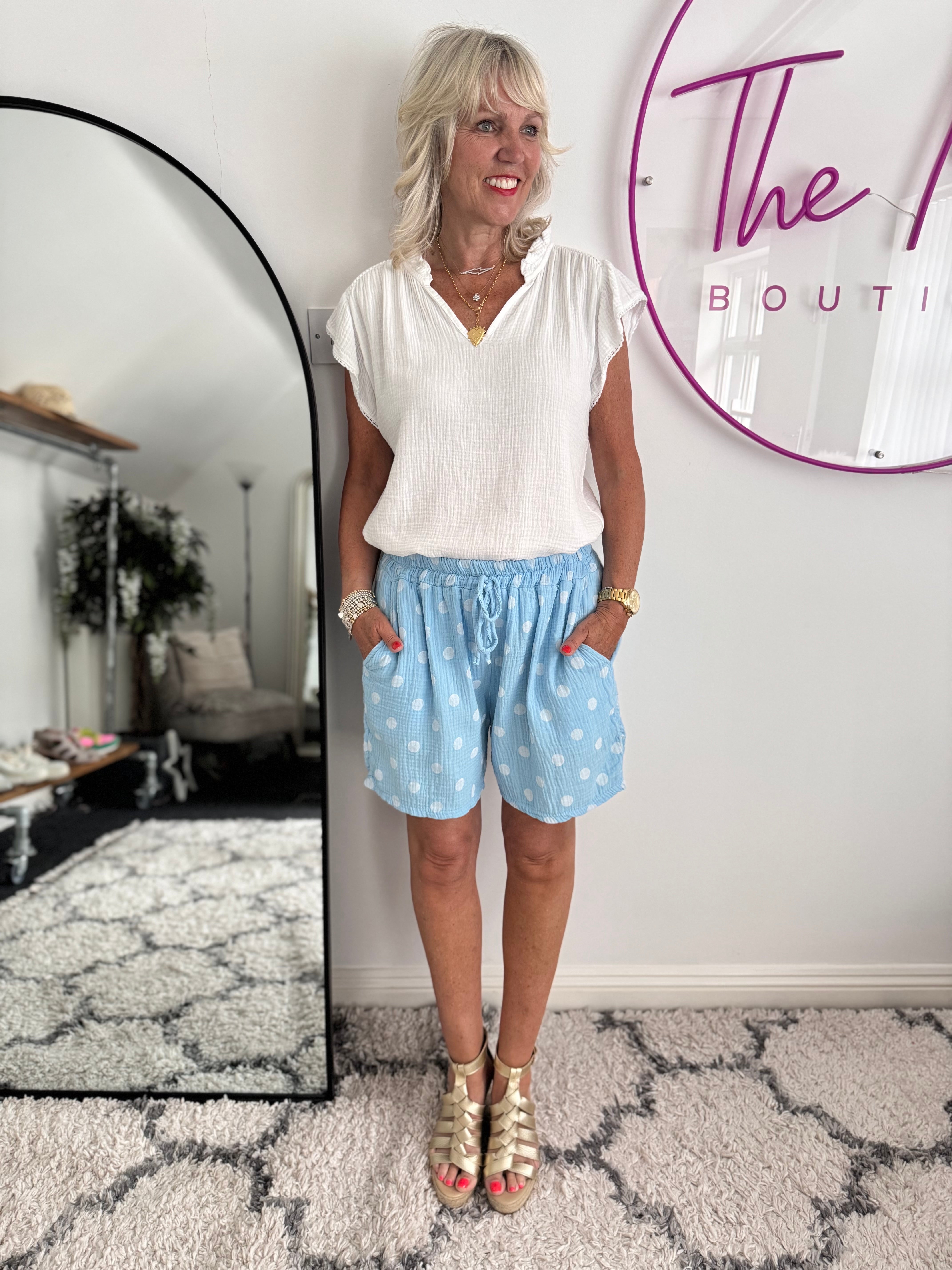 Cheesecloth Spot Shorts in Blue & White
