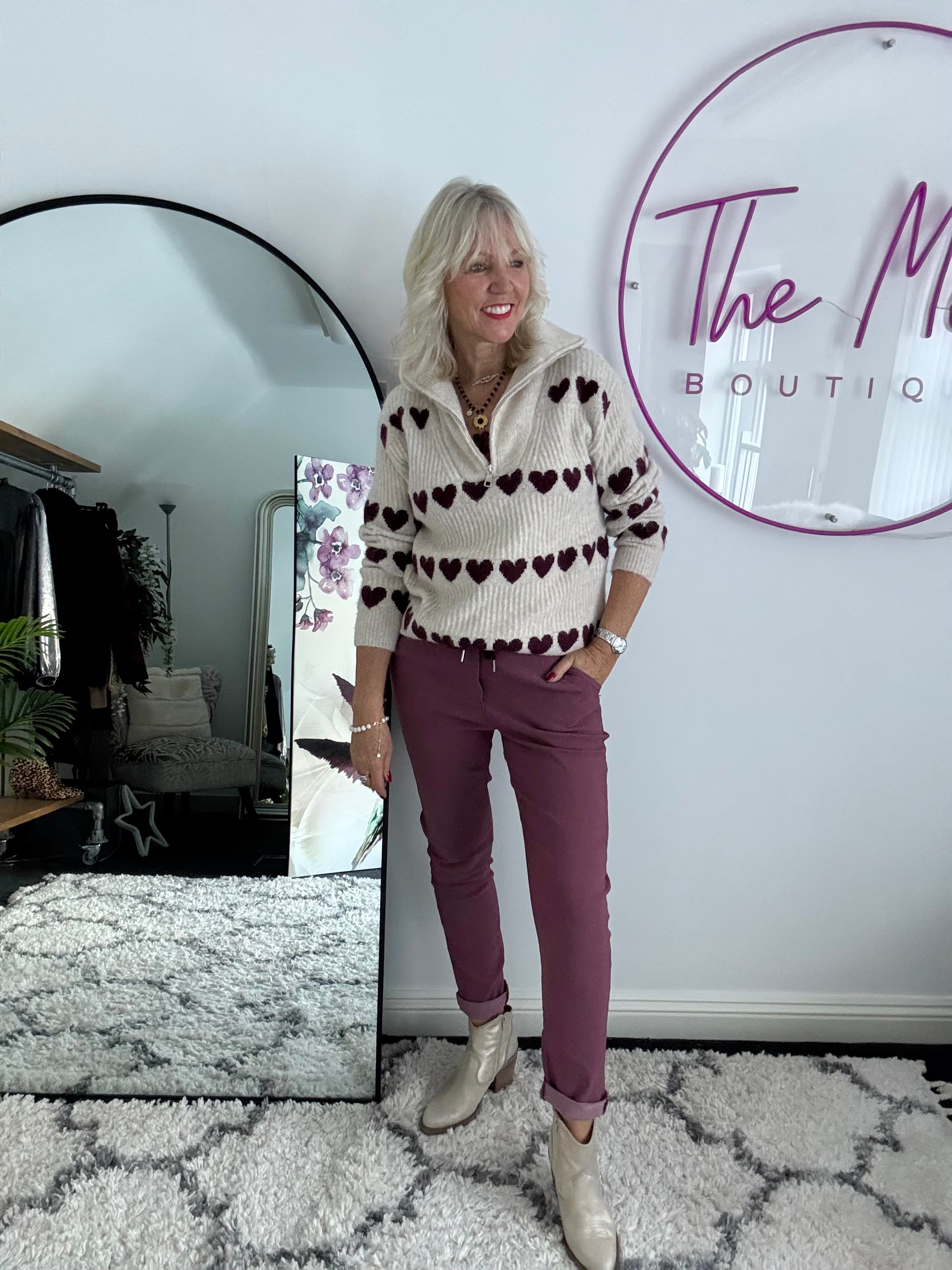 Super Stretch Joggers in Soft Wine