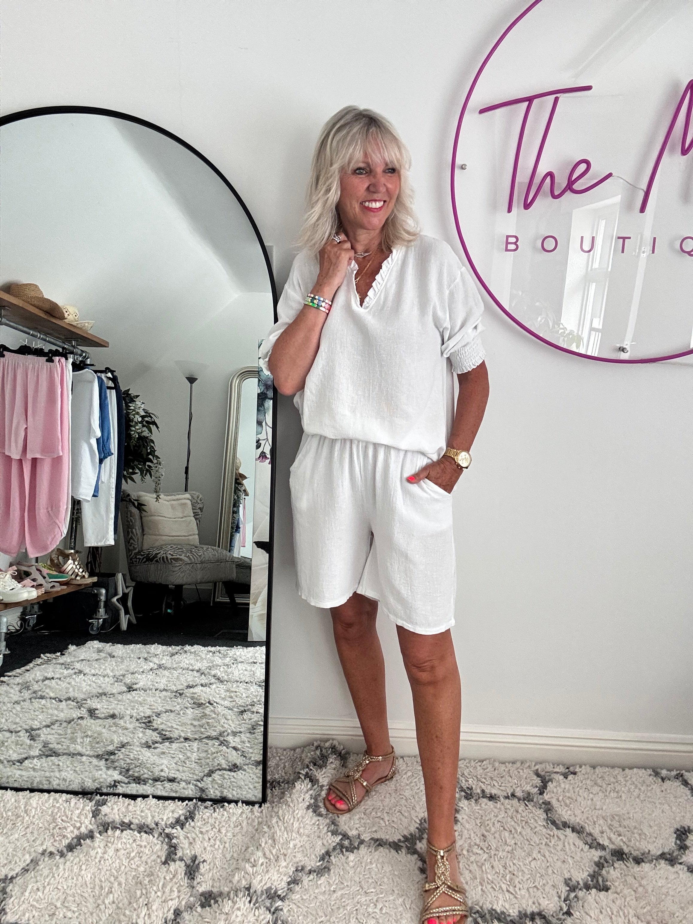 Linen & Cotton Shorts in White