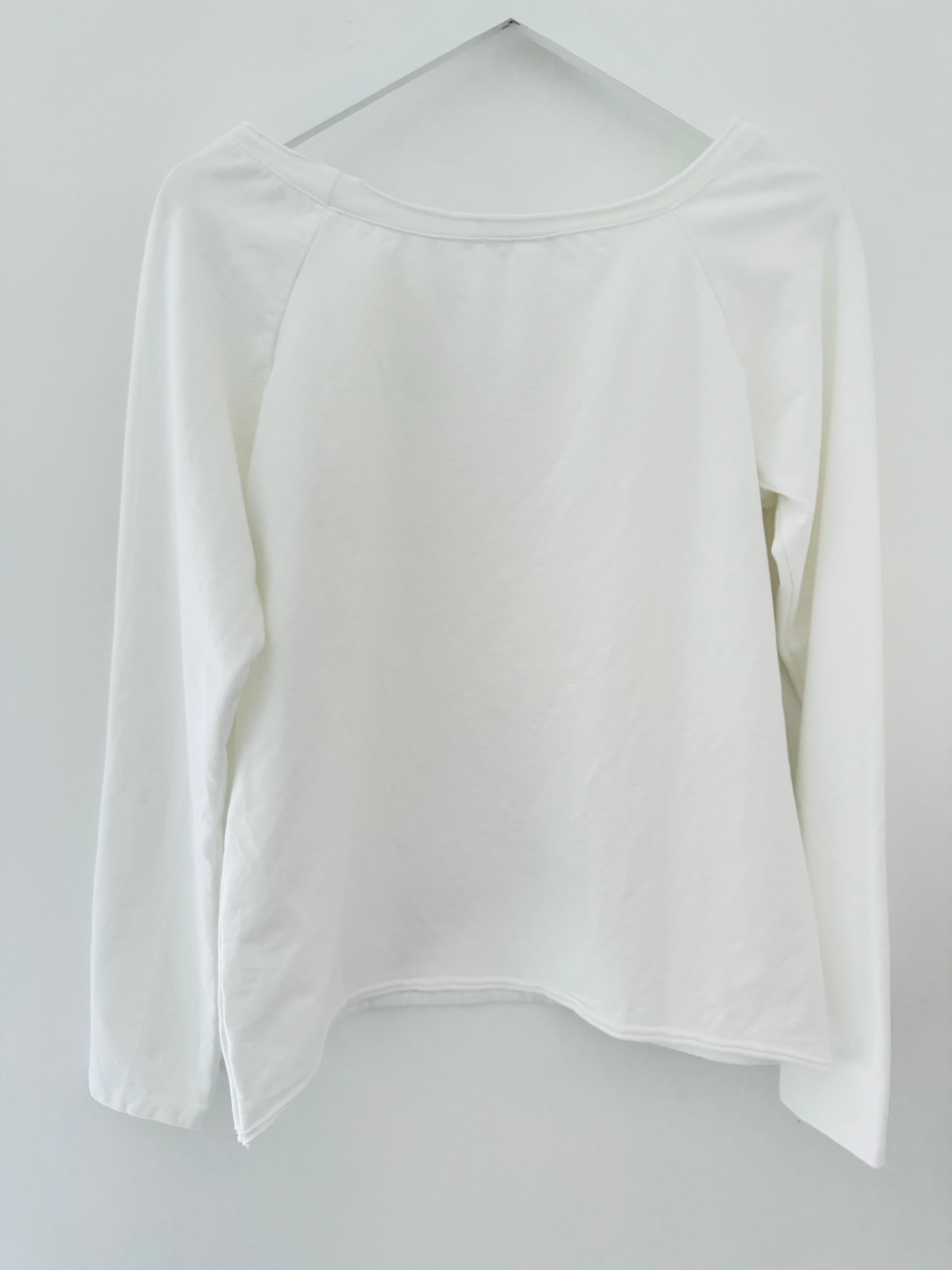 Raglan Roll Edge Sweatshirt in Ivory