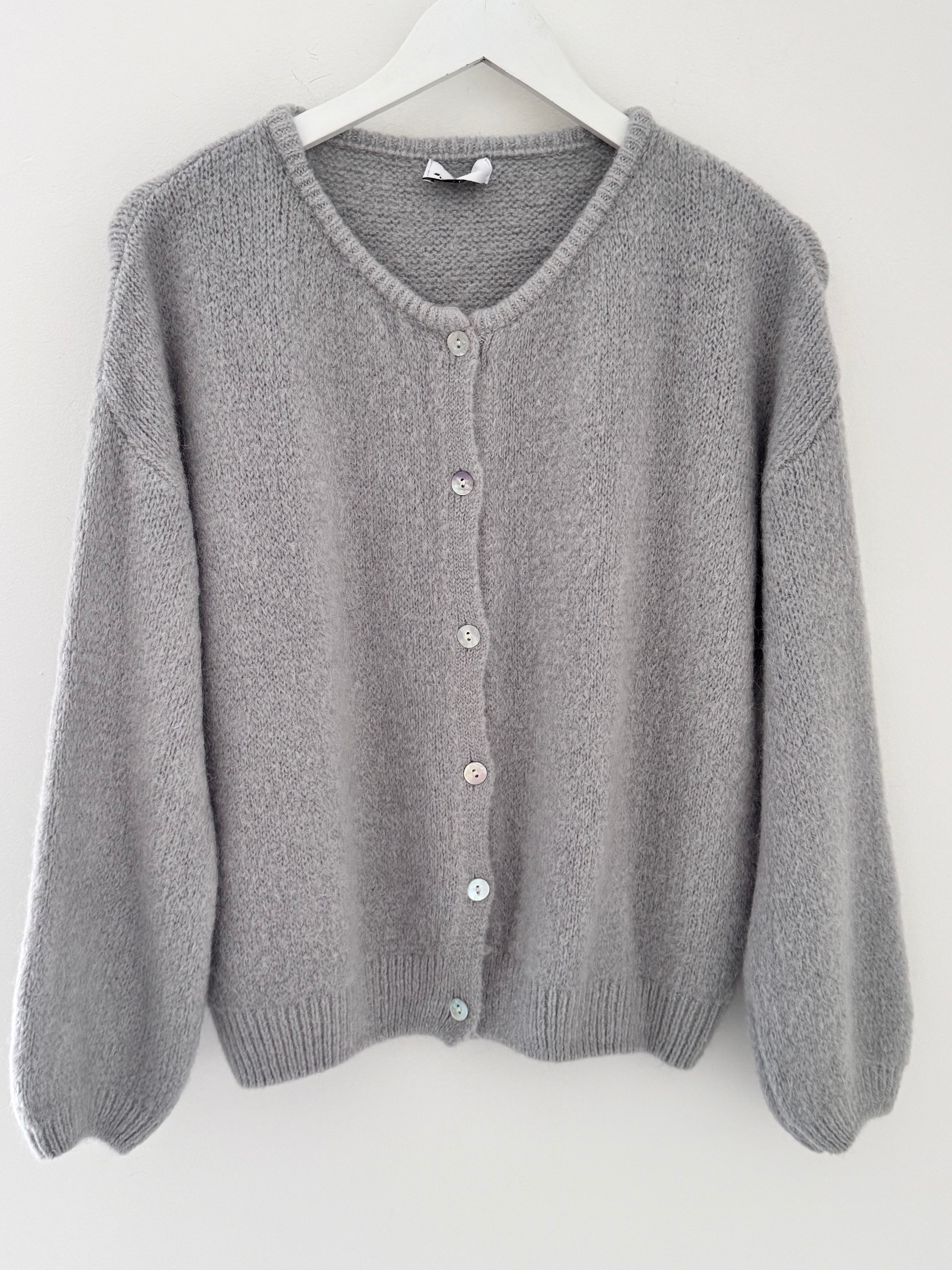 Alpaca Buttoned Cardi in Soft Grey