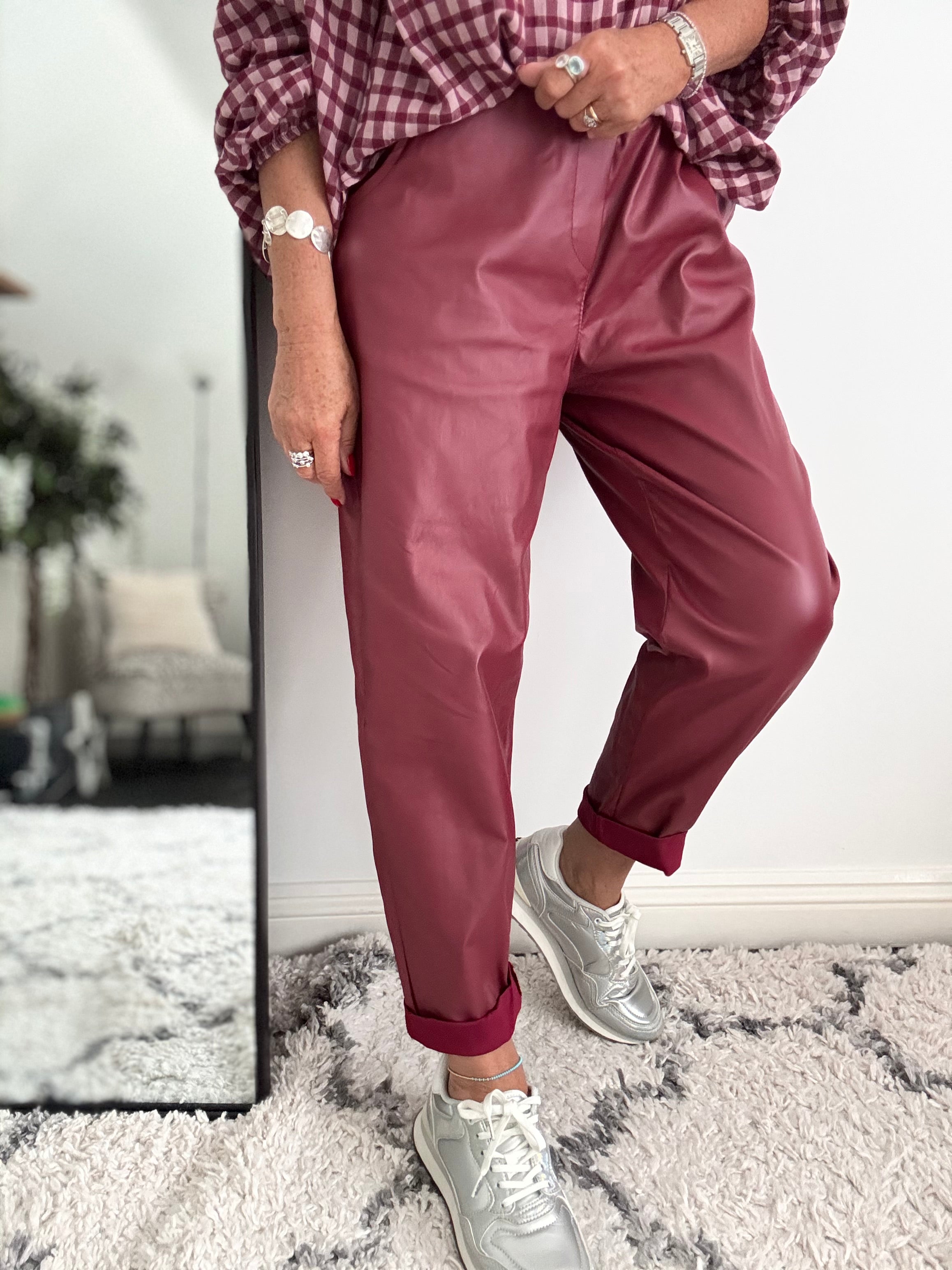 Super Stretch Waxed Barrel Trousers in Berry