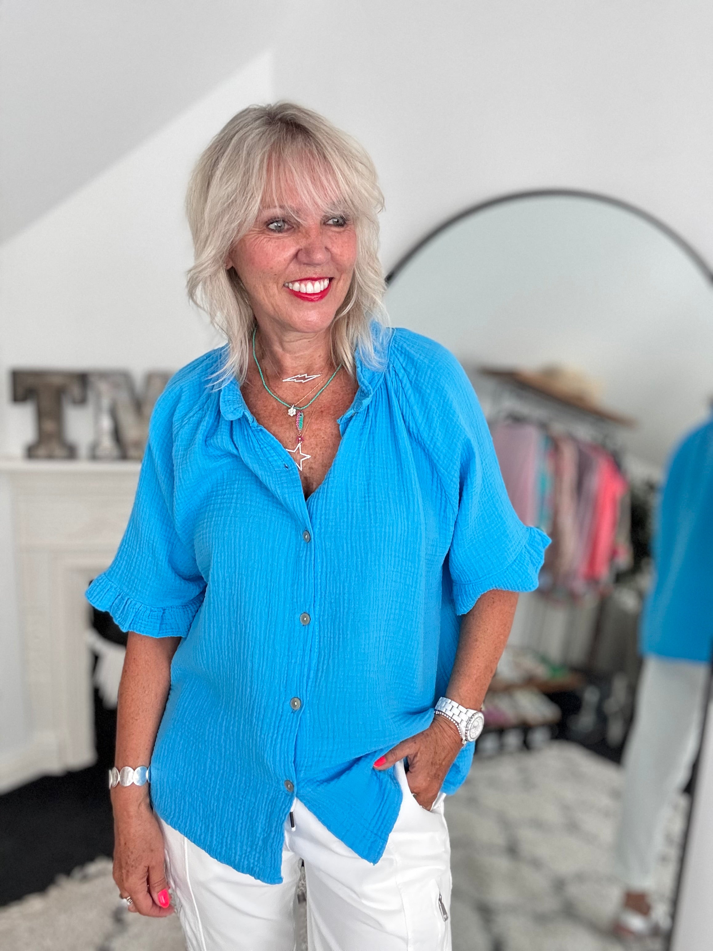 Short Sleeve Cheesecloth Shirt in Azure Blue