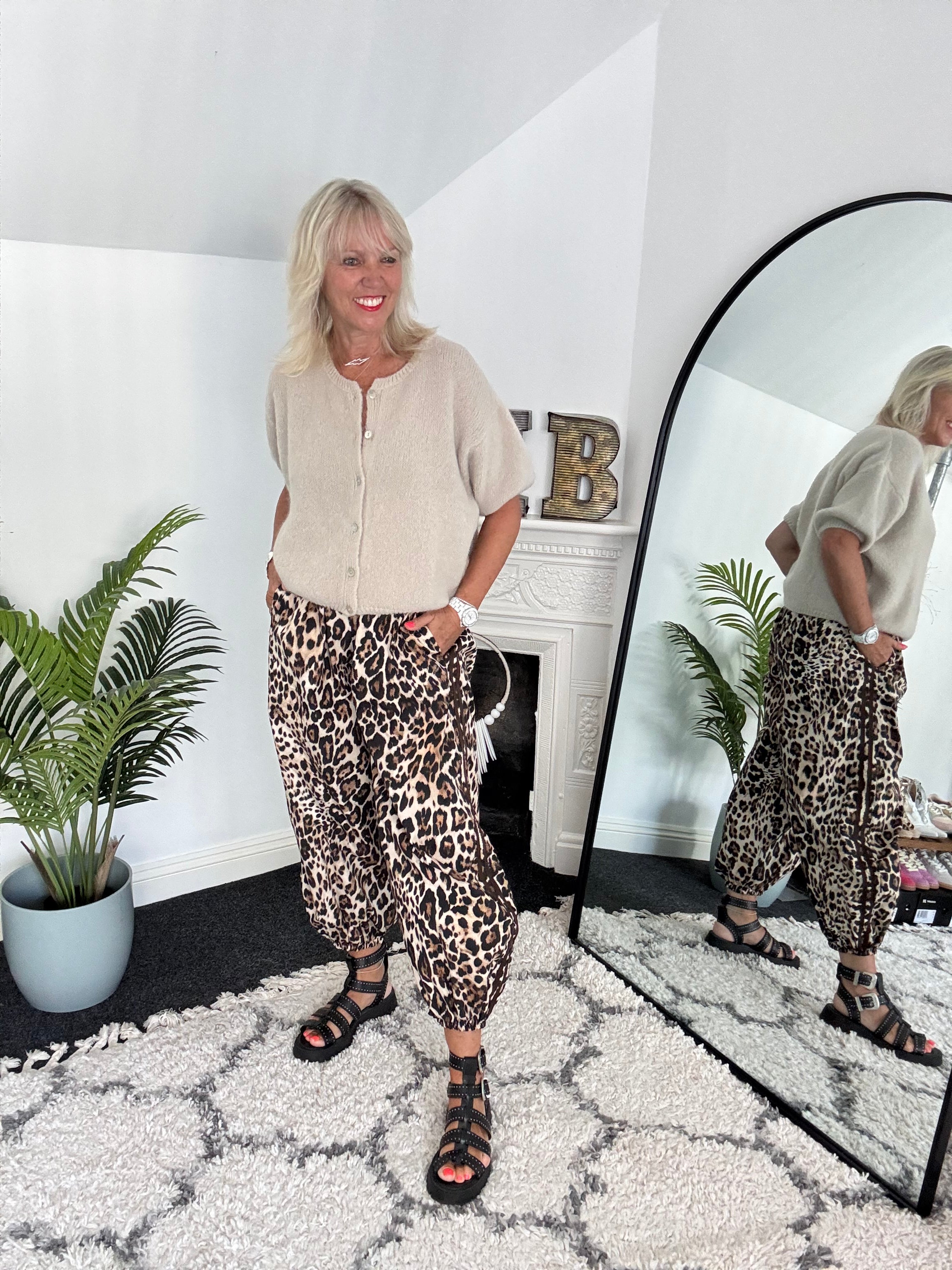 Cotton Barrel Trousers in Leopard