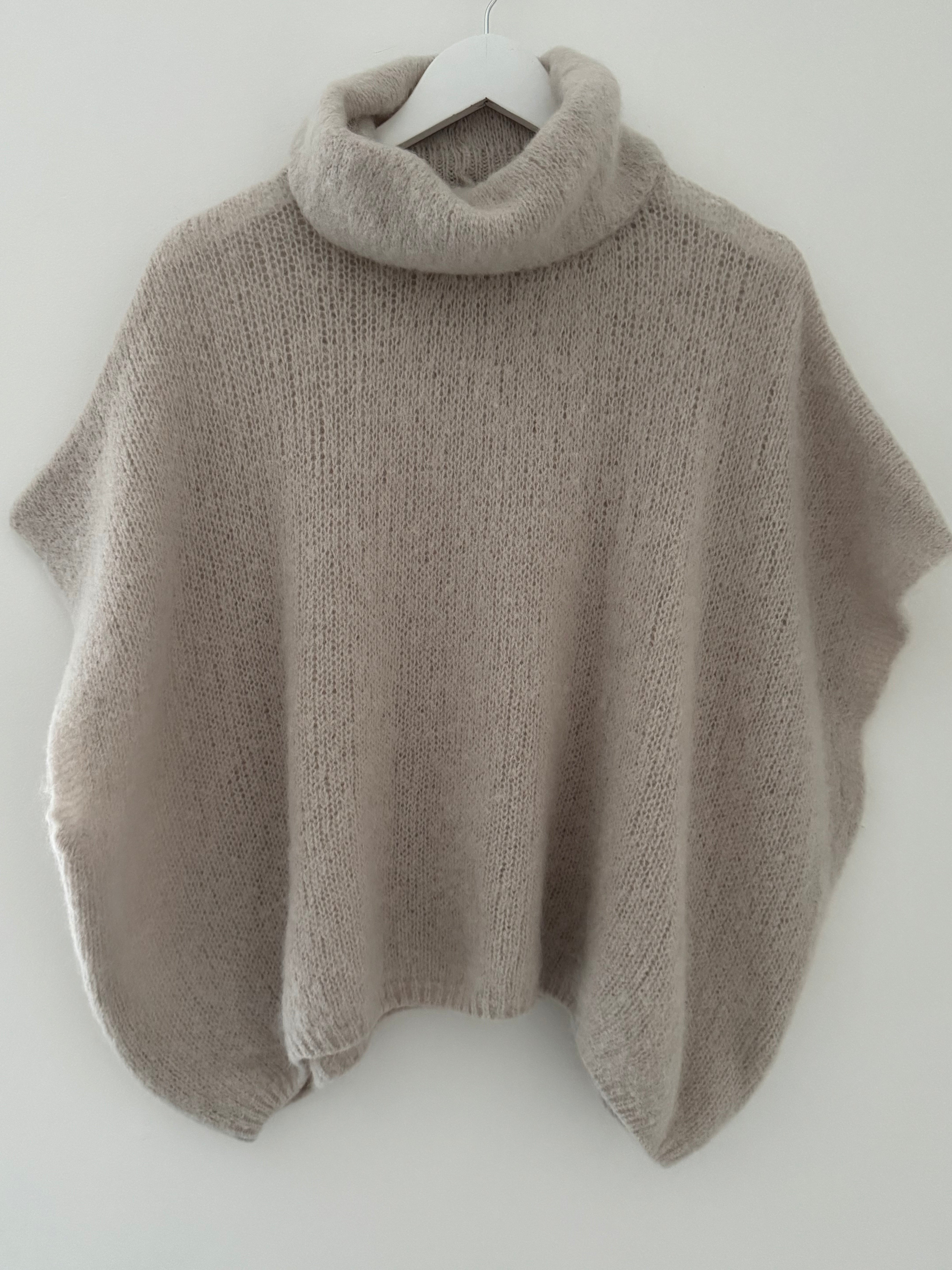 Alpaca Roll Neck Tank in Latte