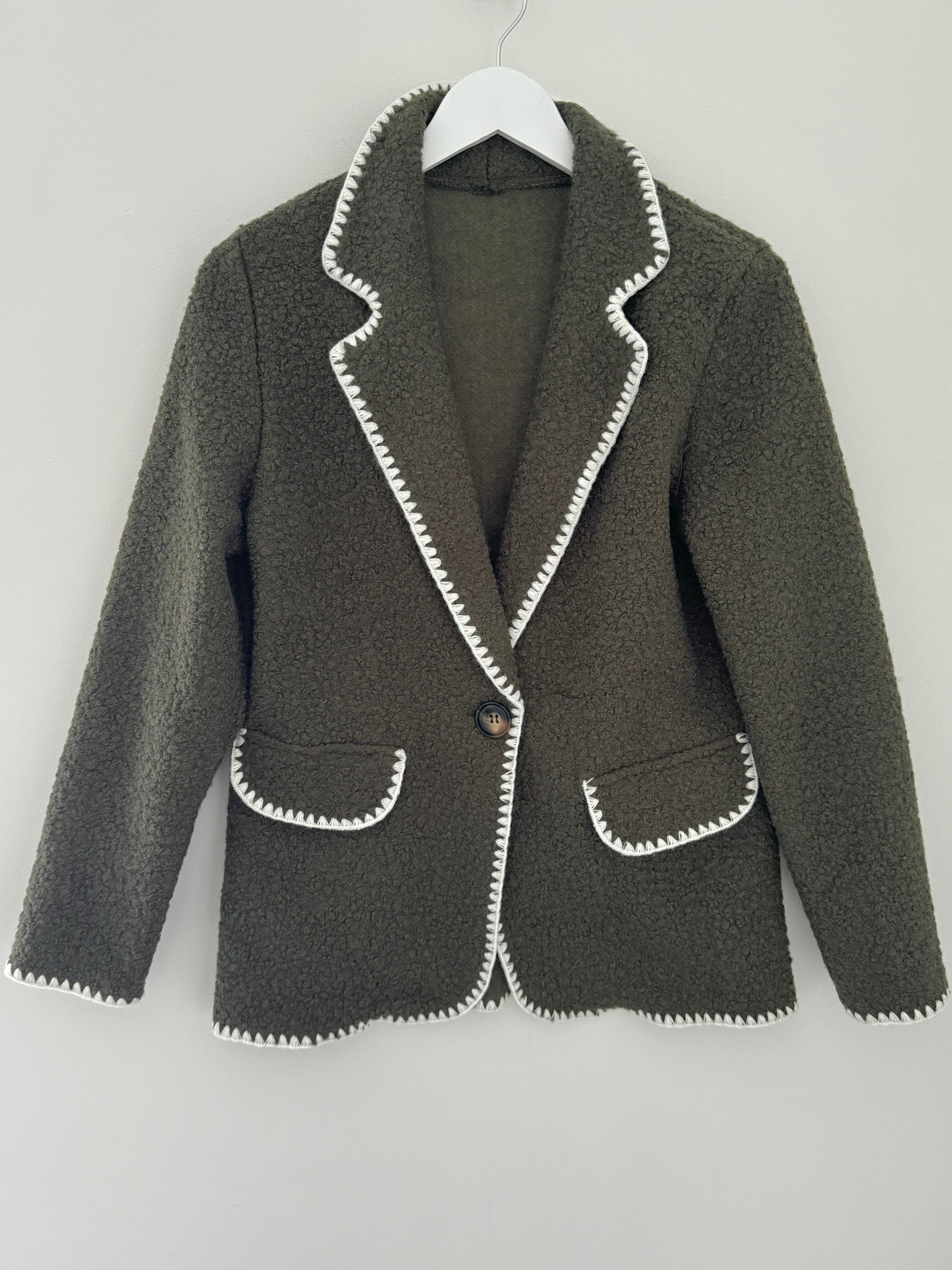 Boucle Blazer in Khaki