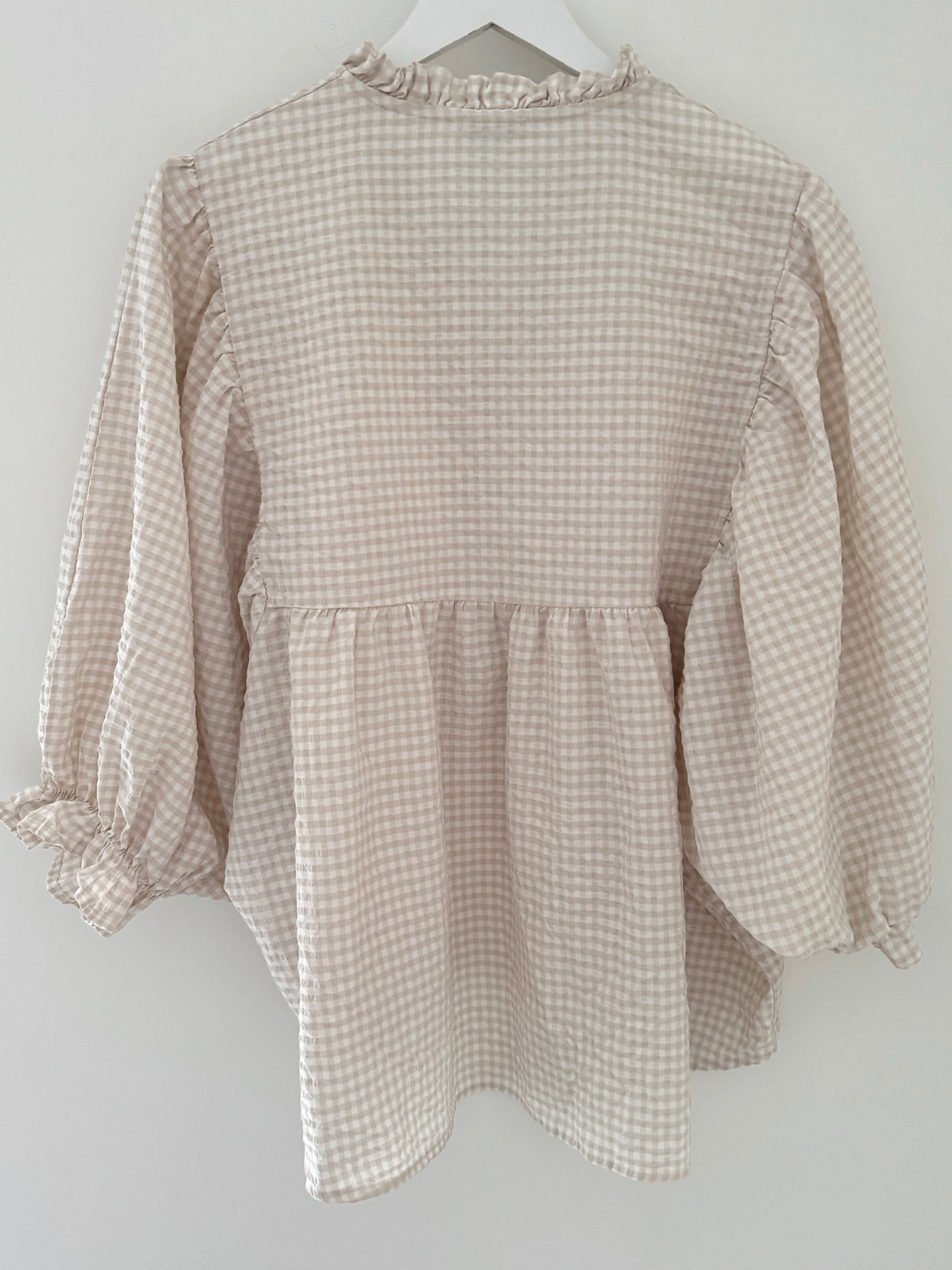 Gingham Seersucker Blouse in Stone