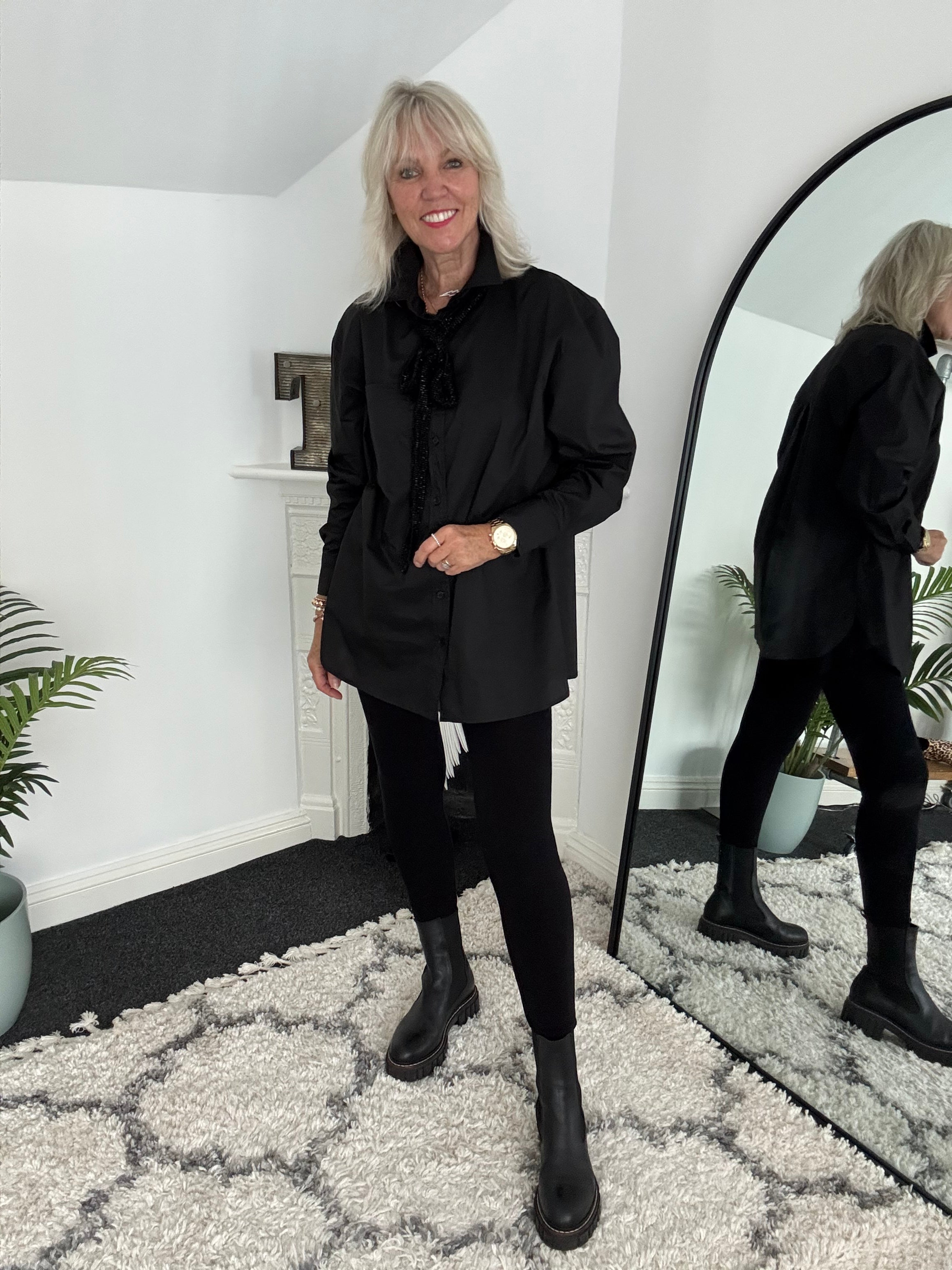 Oversized Poplin Shirt in Black