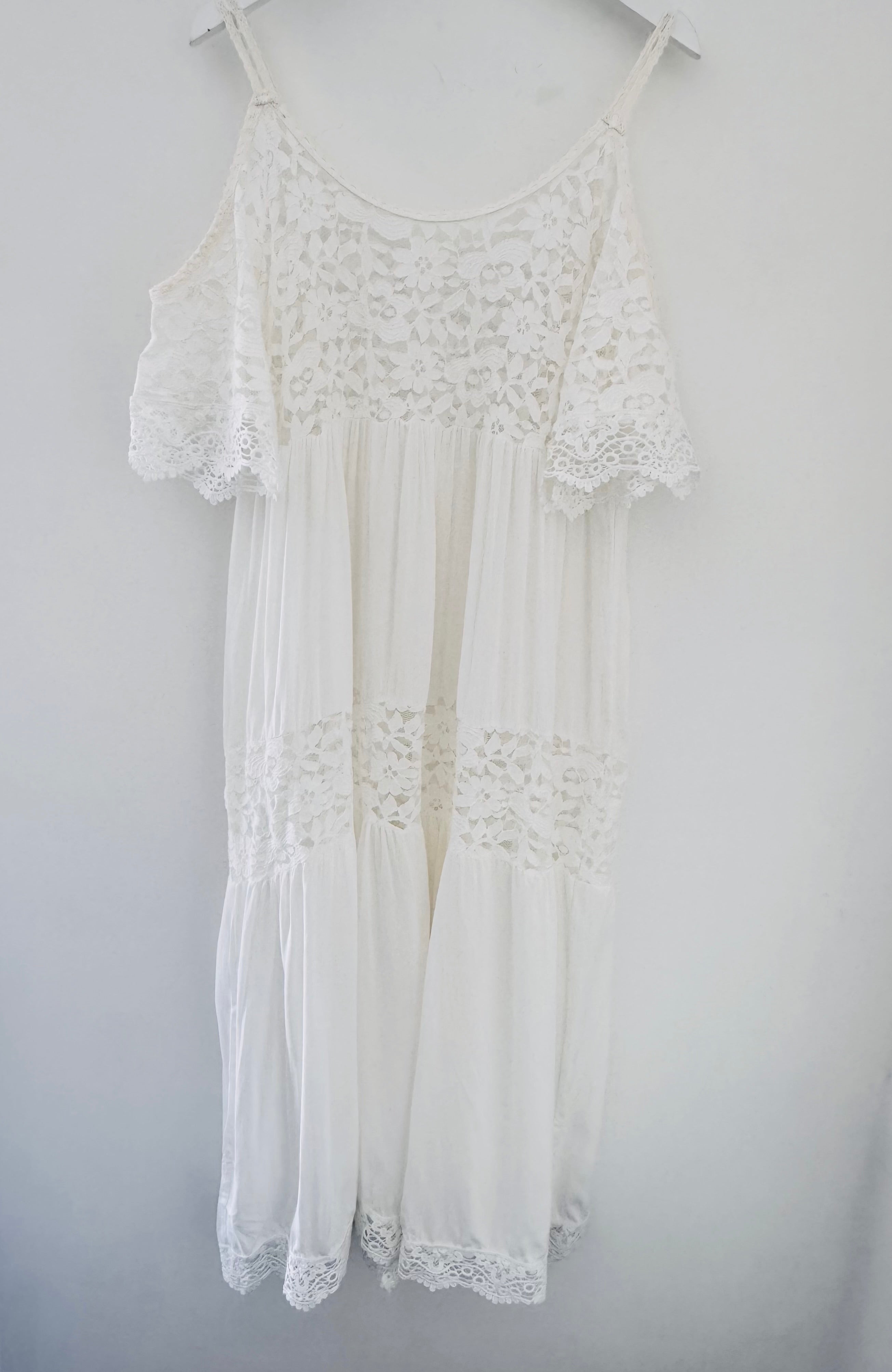 Cotton & Lace Beach Dress in White